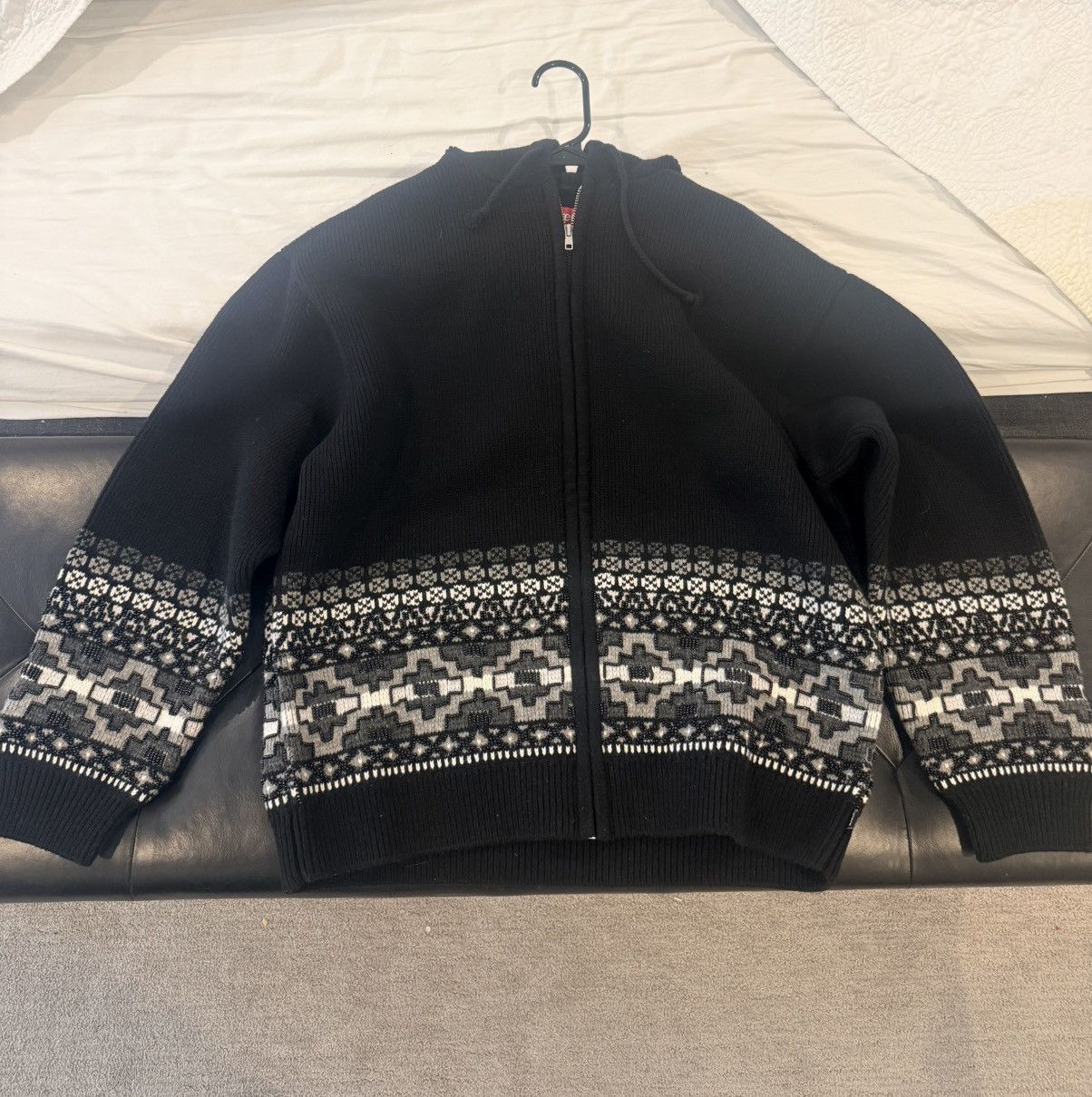 Supreme Supreme Beaded Zip Up Hooded Sweater Size US L / EU 52-54 / 3 - 2 Thumbnail