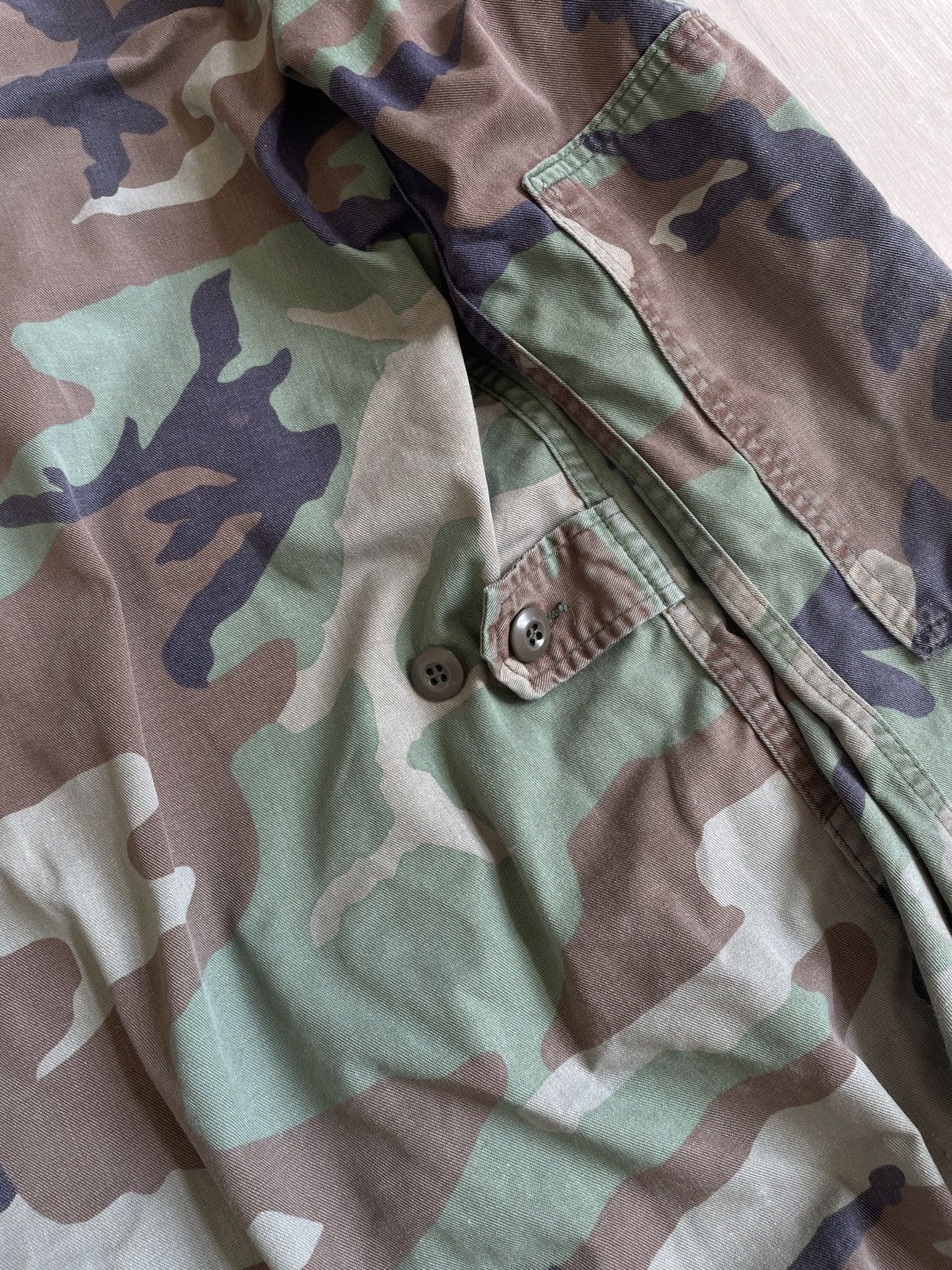 Vintage Vintage faded US military M81 woodland camo field jacket Size US S / EU 44-46 / 1 - 6 Thumbnail