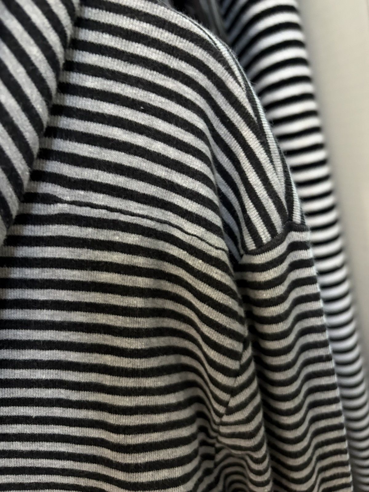 Dior AW07 Navigate Bee Striped Drawstring Hoodie Size US S / EU 44-46 / 1 - 8 Thumbnail