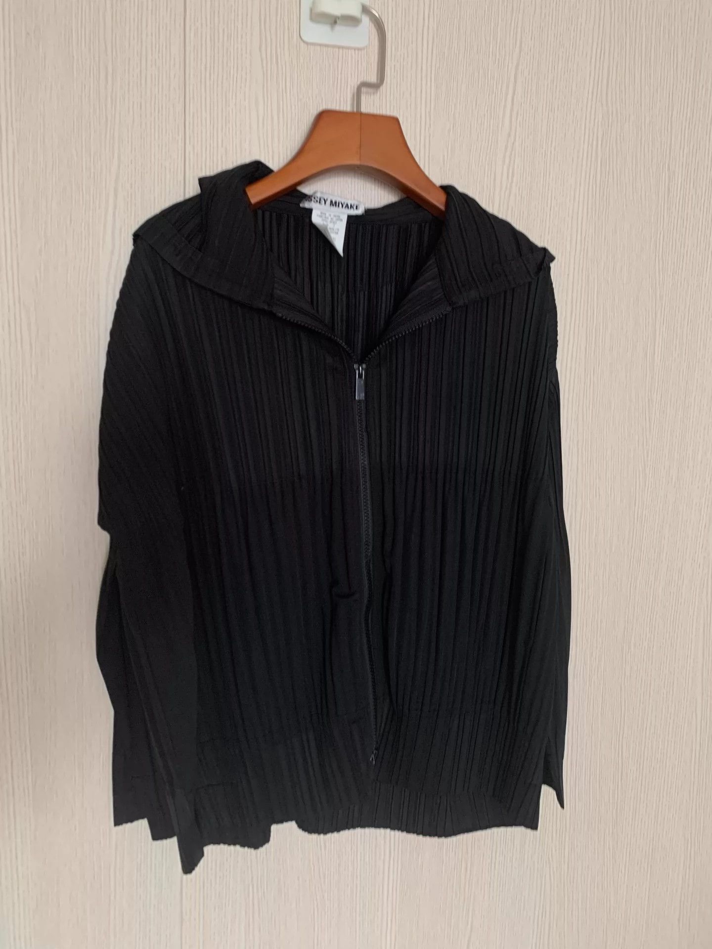 Issey Miyake issey miyake Wrinkled thin jacket Size US S / EU 44-46 / 1 - 1 Thumbnail