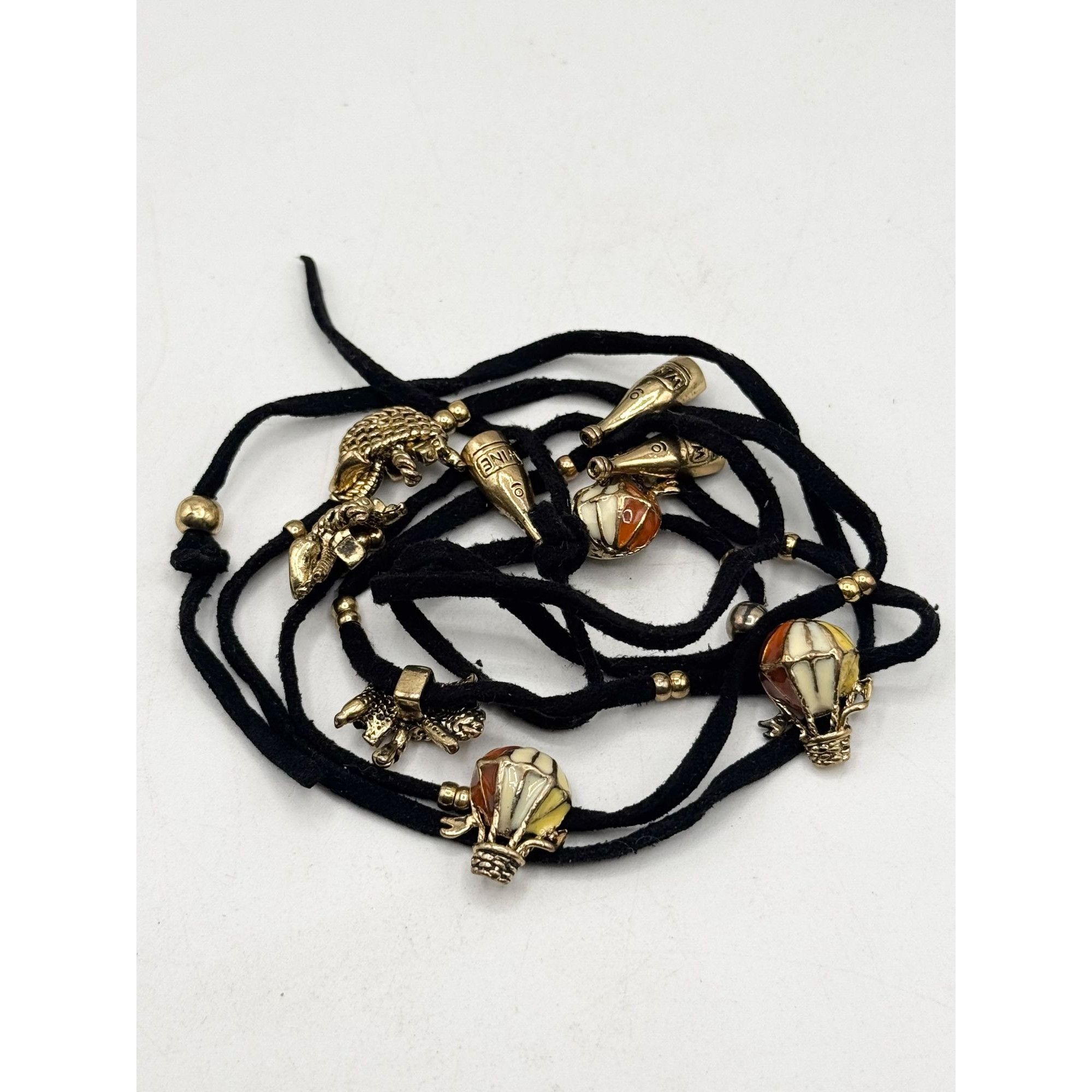 Other Black suede enamel picnic basket wine hot air balloon charm Size ONE SIZE - 5 Thumbnail
