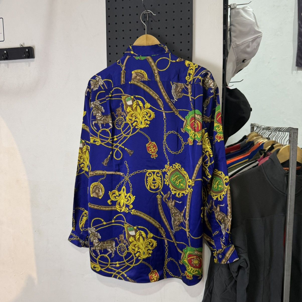 Japanese Brand Reckless japan luxury chain crest silk button up Size US XL / EU 56 / 4 - 3 Thumbnail