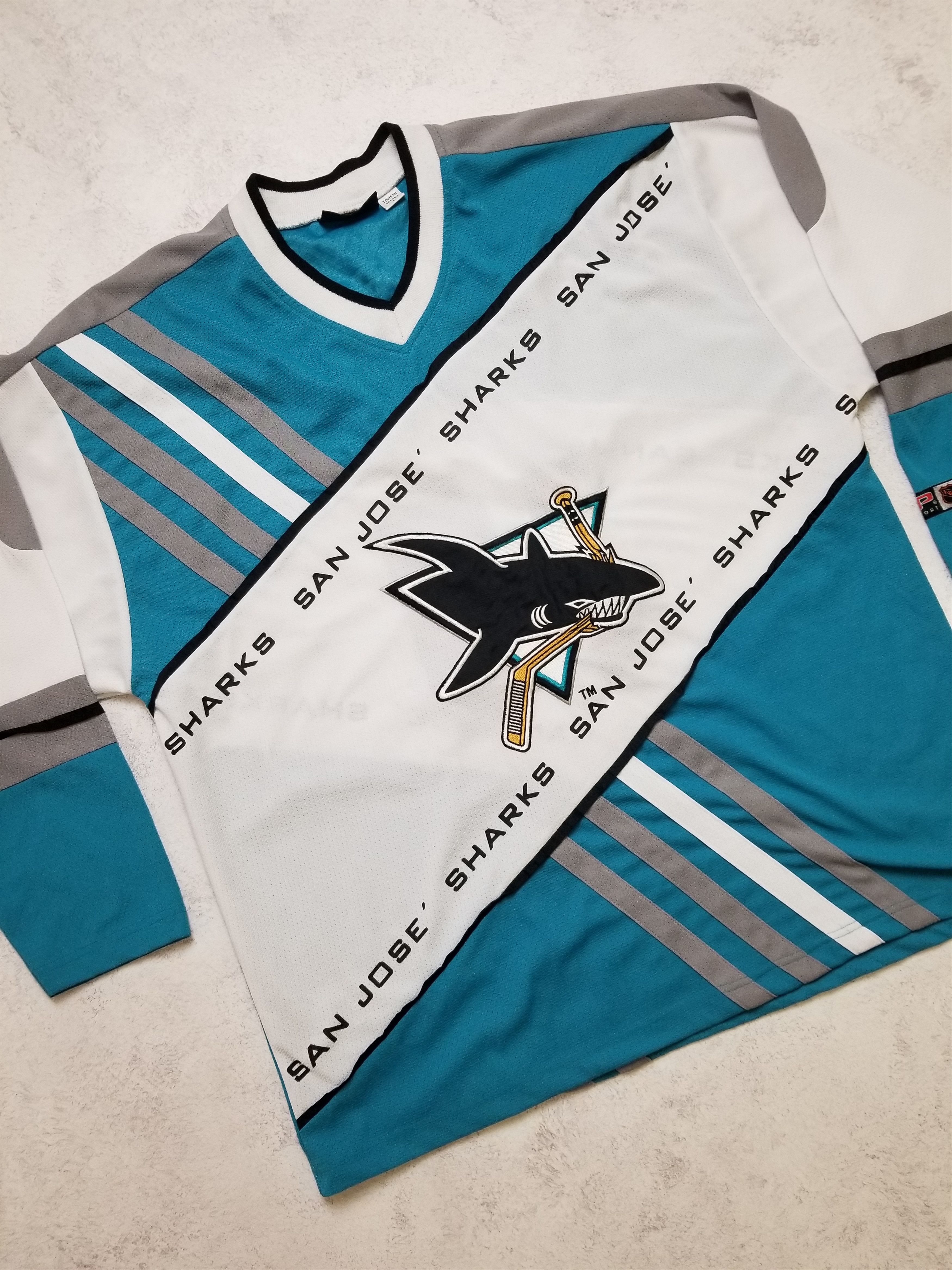 Other Vintage CMP SAN JOSE SHARKS #19 Ice Hockey NHL Jersey Size US L / EU 52-54 / 3 - 16 Thumbnail