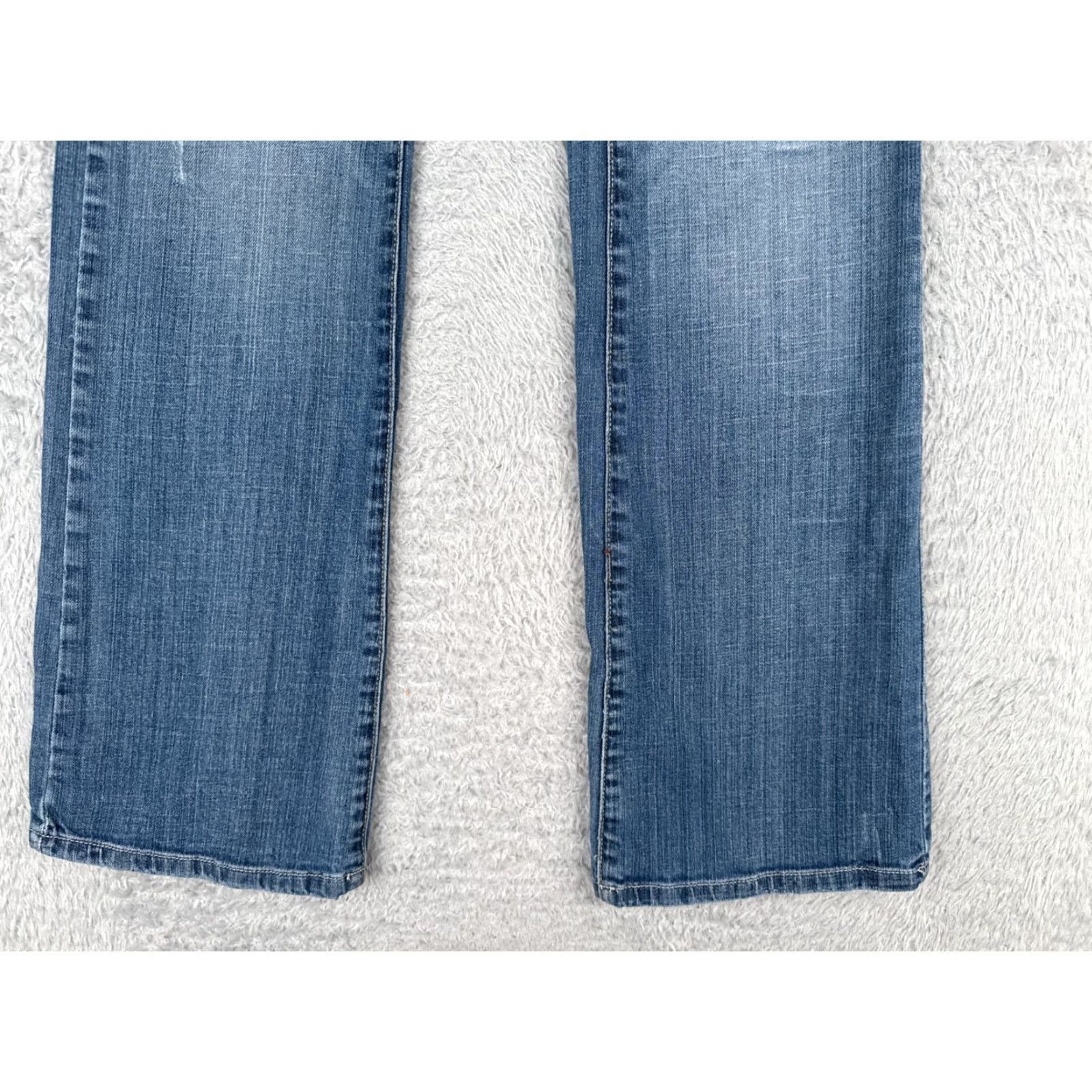 Mossimo Mossimo Jeans Bootcut Juniors 9 Blue Denim Distressed Low Rise 30x31 Cotton Blend 5-Pocket Womens Girls? Size 30" / US 8 / IT 44 - 2 Thumbnail