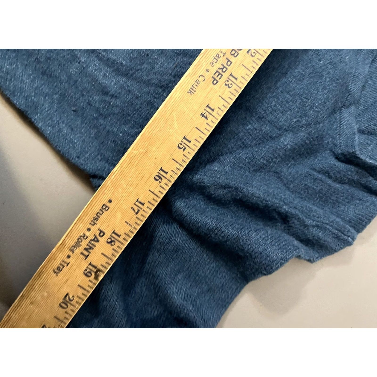Old Navy Old Navy Women's Top Blue Round Neck Long Sleeve Rayon Blend M Crew Neck Tee Vintage: NO? Size M / US 6-8 / IT 42-44 - 5 Thumbnail