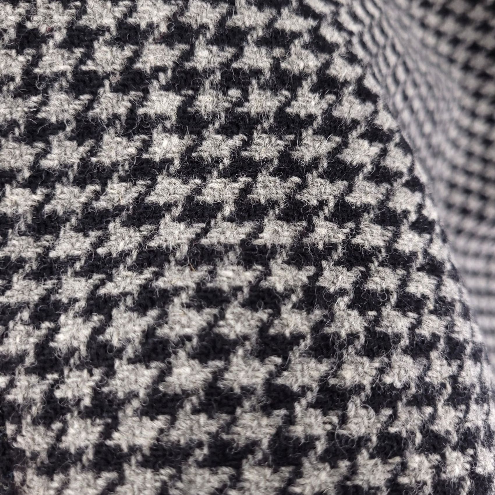 J.Crew J.CREW Wool Pencil Skirt Womens 2 Houndstooth Black Gray Mini Short Size 26" / US 2 / IT 38 - 2 Thumbnail