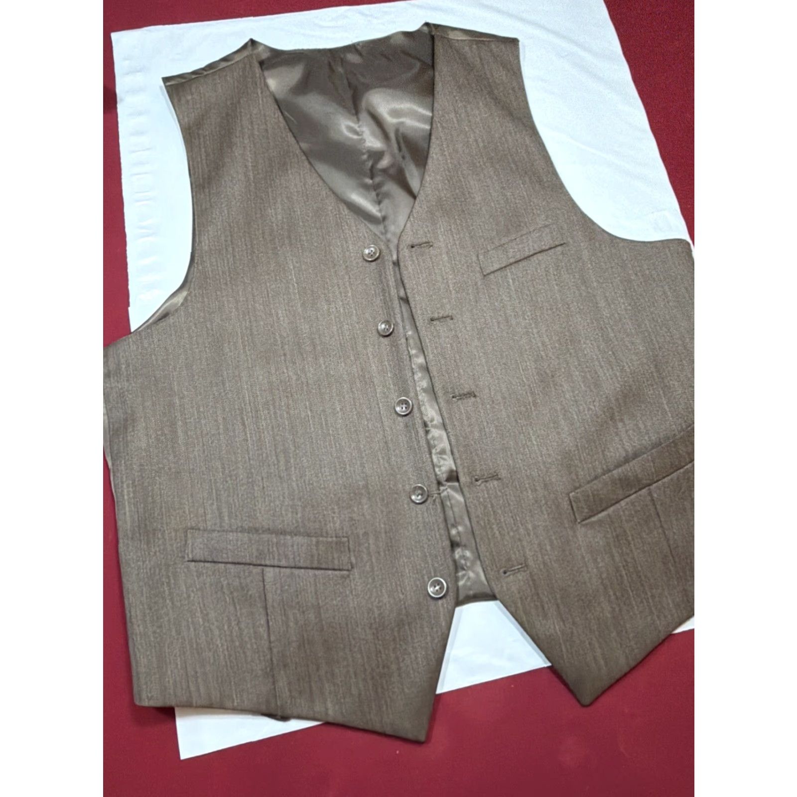 Vintage VINTAGE Loriano Vest Brown Wool Herringbone Button VEST Men’s 40R Brown Wool Formal Vest Stripe Pattern Back Strap 3 Pockets Satin Lining Mens Size US XXS / EU 40 - 6 Thumbnail