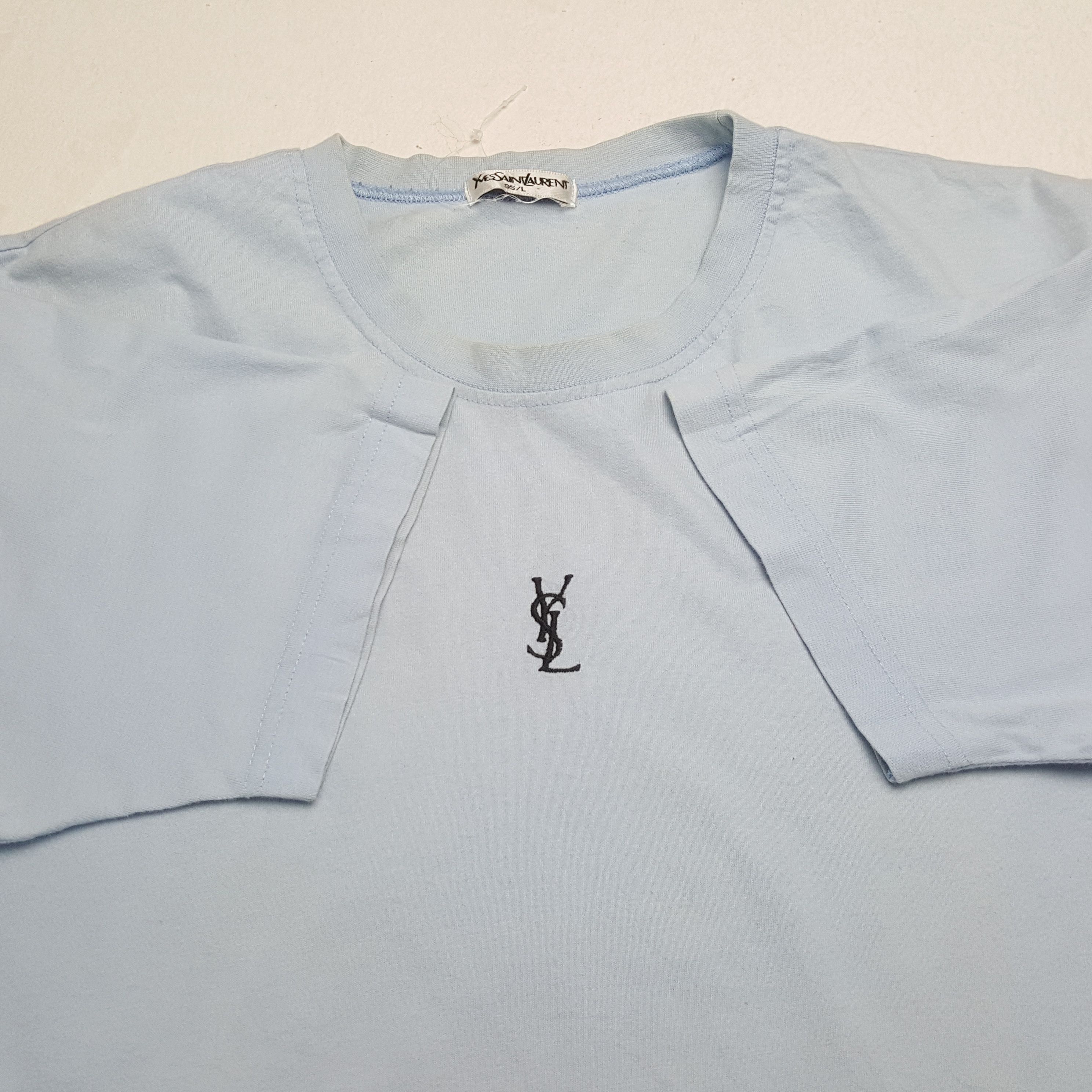Vintage × Yves Saint Laurent Vintage YVES SAINT LAURENT Italian Brand Small Logo T-Shirts Size US M / EU 48-50 / 2 - 5 Thumbnail