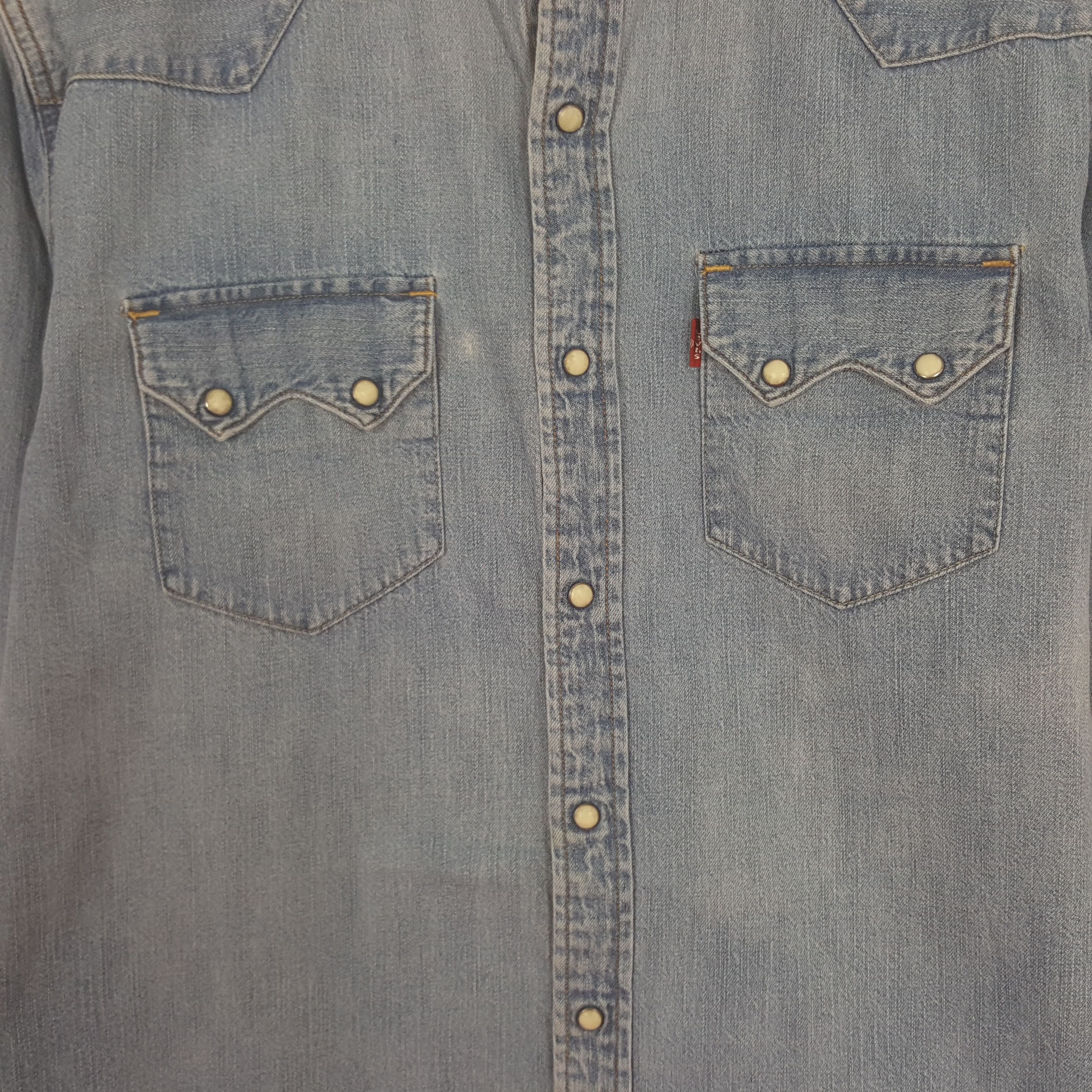Levi's Vintage Levi's Jeans Denim Button Up Shirt Size US M / EU 48-50 / 2 - 2 Thumbnail