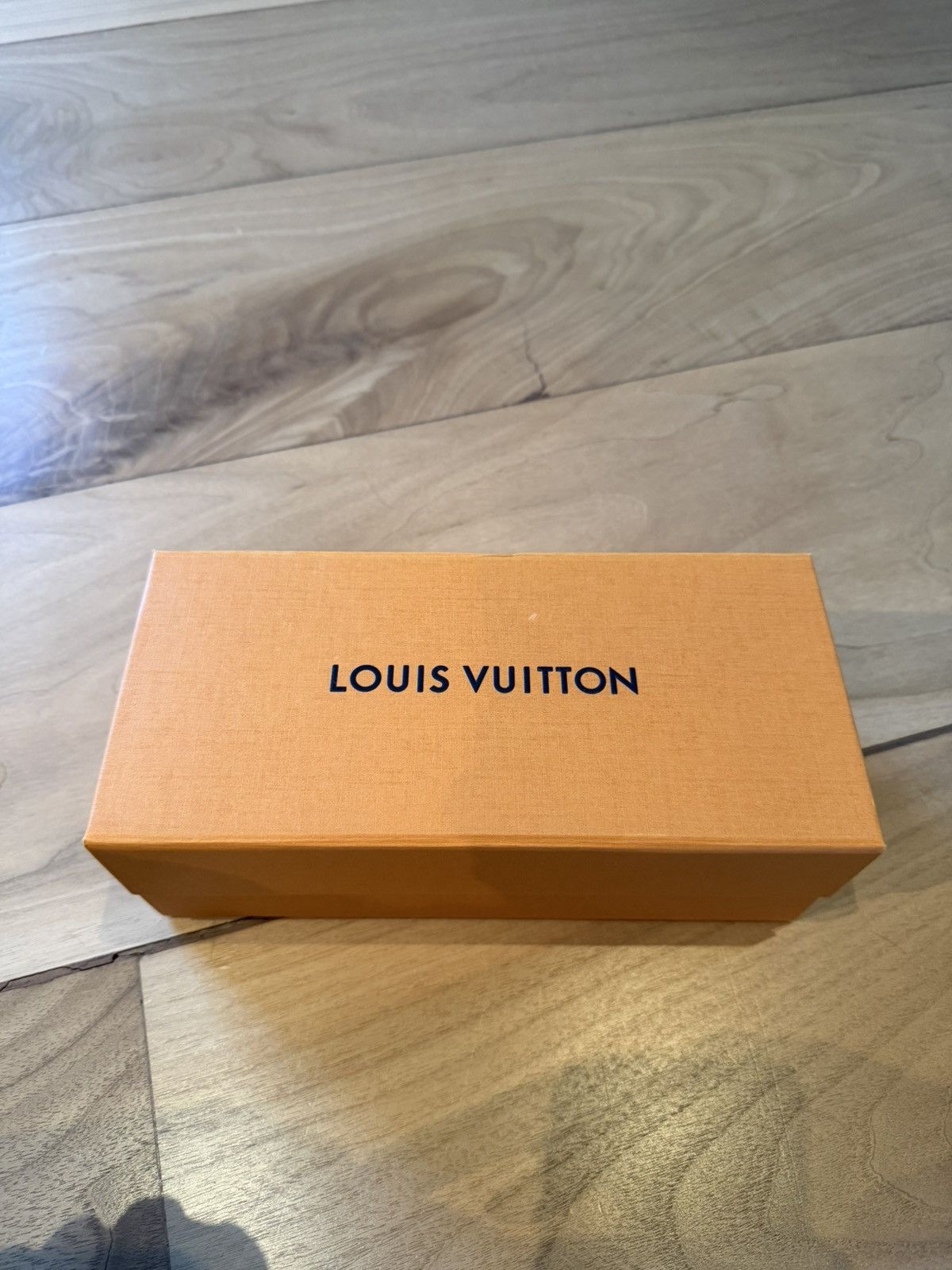 Louis Vuitton Louis Vuitton Horizon Wireless Earbuds Size ONE SIZE - 6 Thumbnail