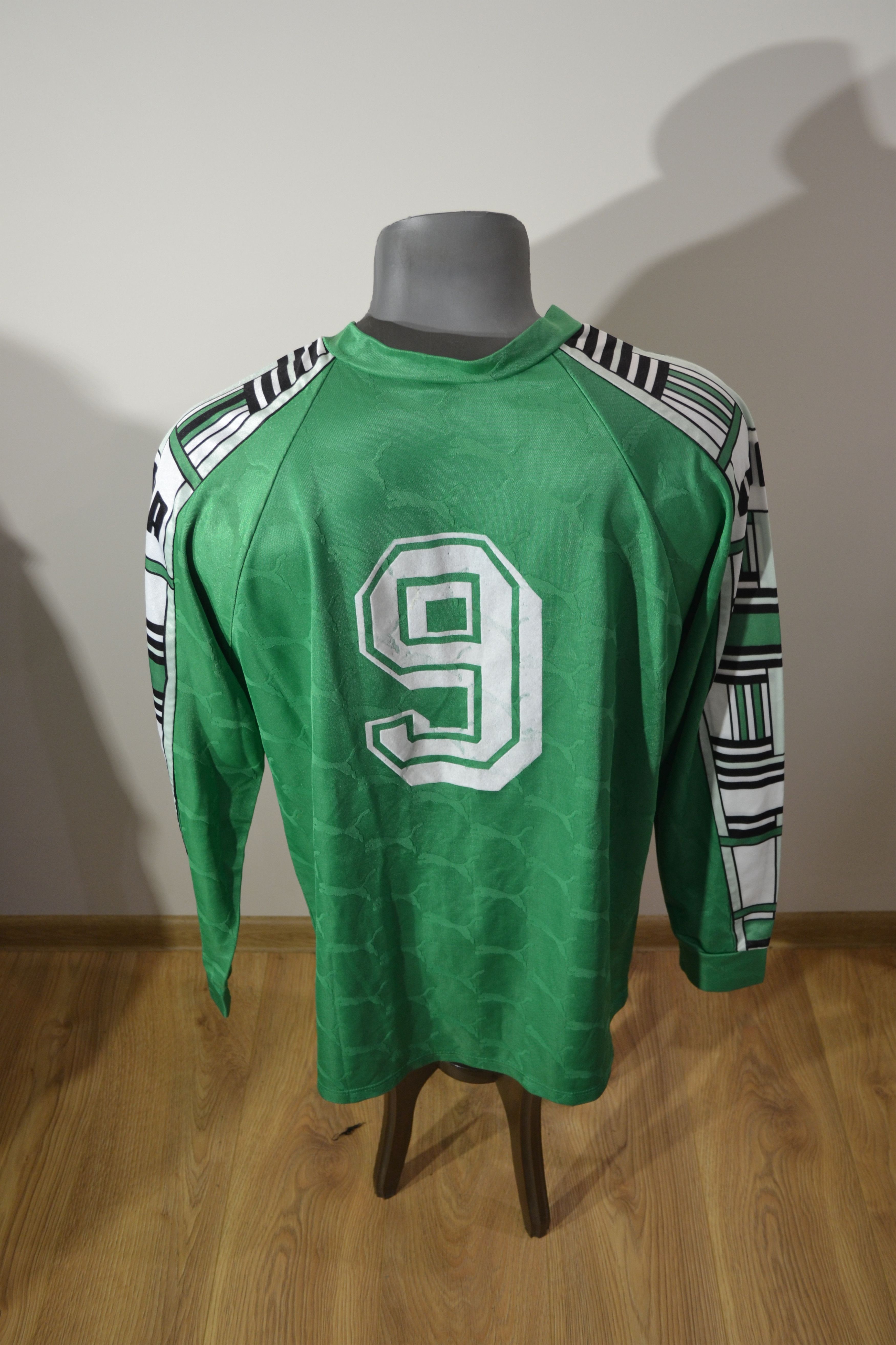 Puma Vintage PUMA Football Jersey – World Bulbs Sponsor Size US M / EU 48-50 / 2 - 6 Thumbnail