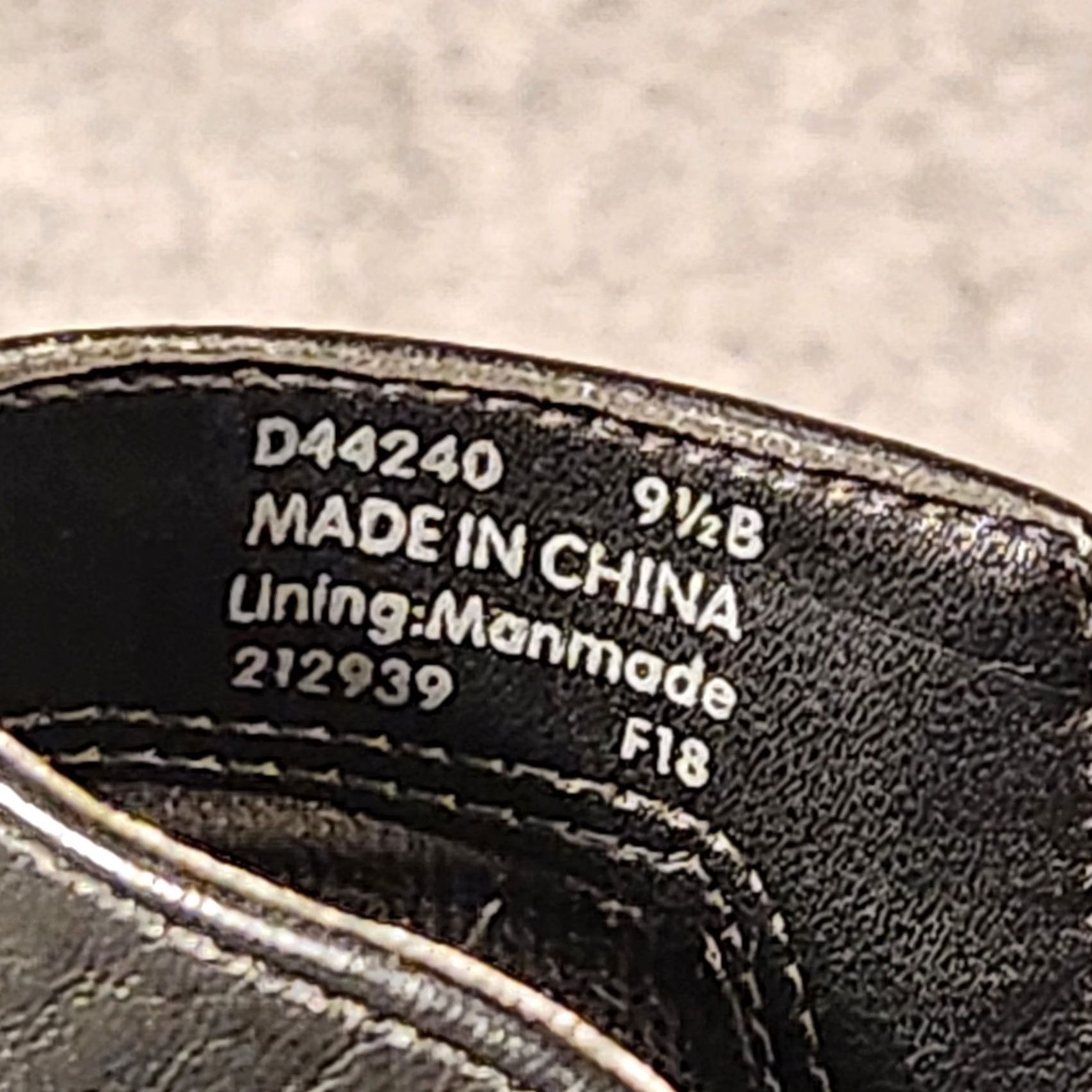 Cole Haan VINTAGE Cole Haan Black Leather Ankle Boots Women's Size 9.5 B Side Zip Low Heel Boots Size US 10 / IT 40 - 2 Thumbnail