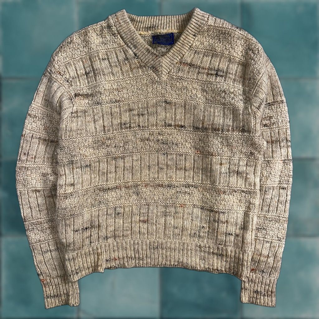 Pendleton Pendleton Womens V Neck Pullover Wool Sweater Ivory 70s 90s Vintage Fisherman Plaid Wool Knit L Shirt? Size L / US 10 / IT 46 - 1 Thumbnail