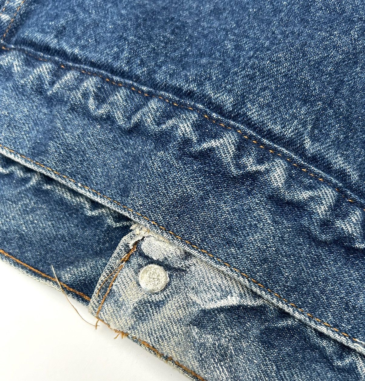 Levi's × Vintage Vintage 80’s Levi’s Sherpa Lined Denim Jacket Made In USA Size US L / EU 52-54 / 3 - 10 Thumbnail