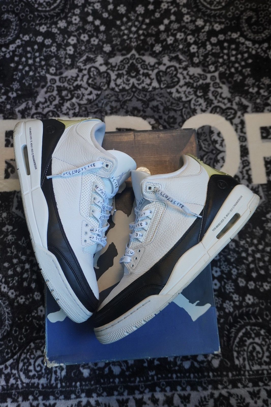 Fragment Design × Jordan Brand Air Jordan 3 x Fragment Design- White Sz. 12.5 Size US 12.5 / EU 45-46 - 7 Thumbnail