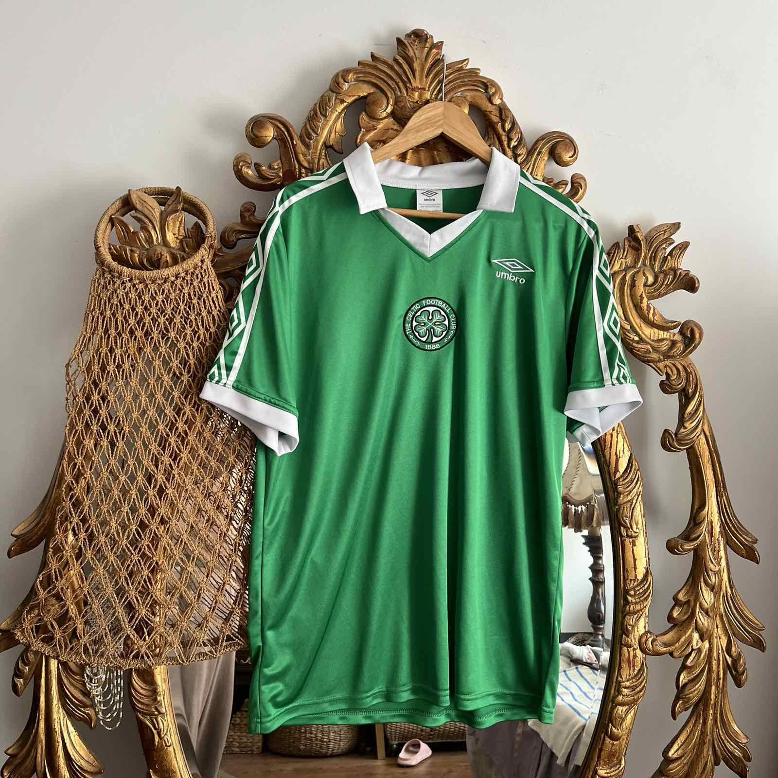 Umbro × Vintage Vintage Jersey Celtic Umbro t-shirt 80s Sz XL Size US XL / EU 56 / 4 - 1 Thumbnail