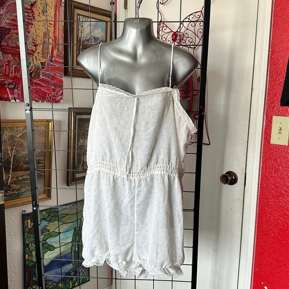 Other vintage white dream away floral romper Size 30" / US 8 / IT 44 - 1 Thumbnail