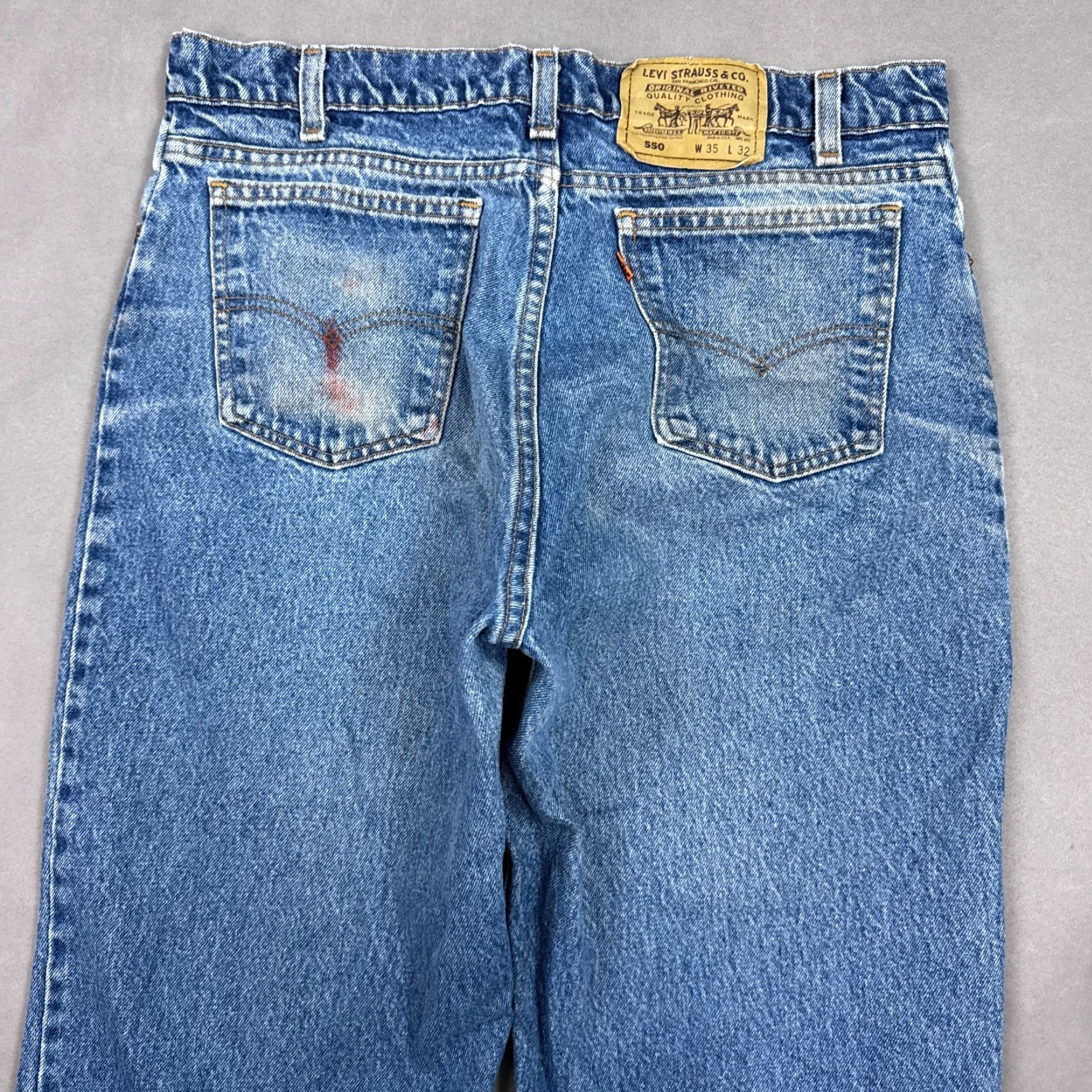 Levi's VINTAGE Levi's Jeans Mens 34x28 Blue 90s Orange Tab Made USA 550 (Tag35x32) Jeans Mens 90s Blue 550 Levi's 34x28 Size US 35 - 7 Thumbnail