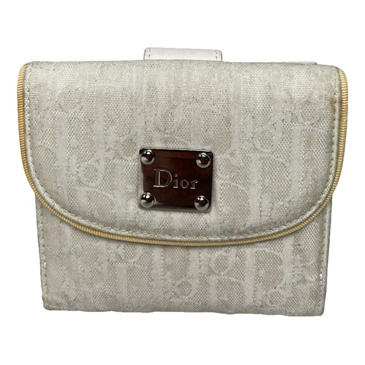 Dior 30 Montaigne White Leather Wallet Size ONE SIZE - 1 Thumbnail