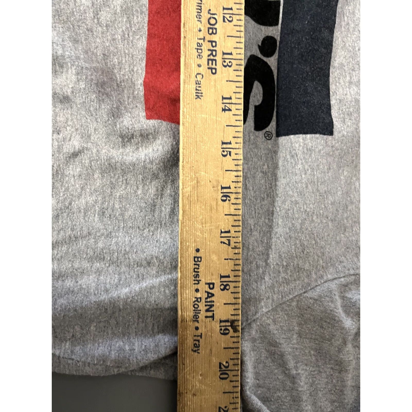 Levi's VINTAGE Levi's T-Shirt Men Adult Large Gray Crew Neck Logo Solid 90s Casual Size US L / EU 52-54 / 3 - 6 Thumbnail