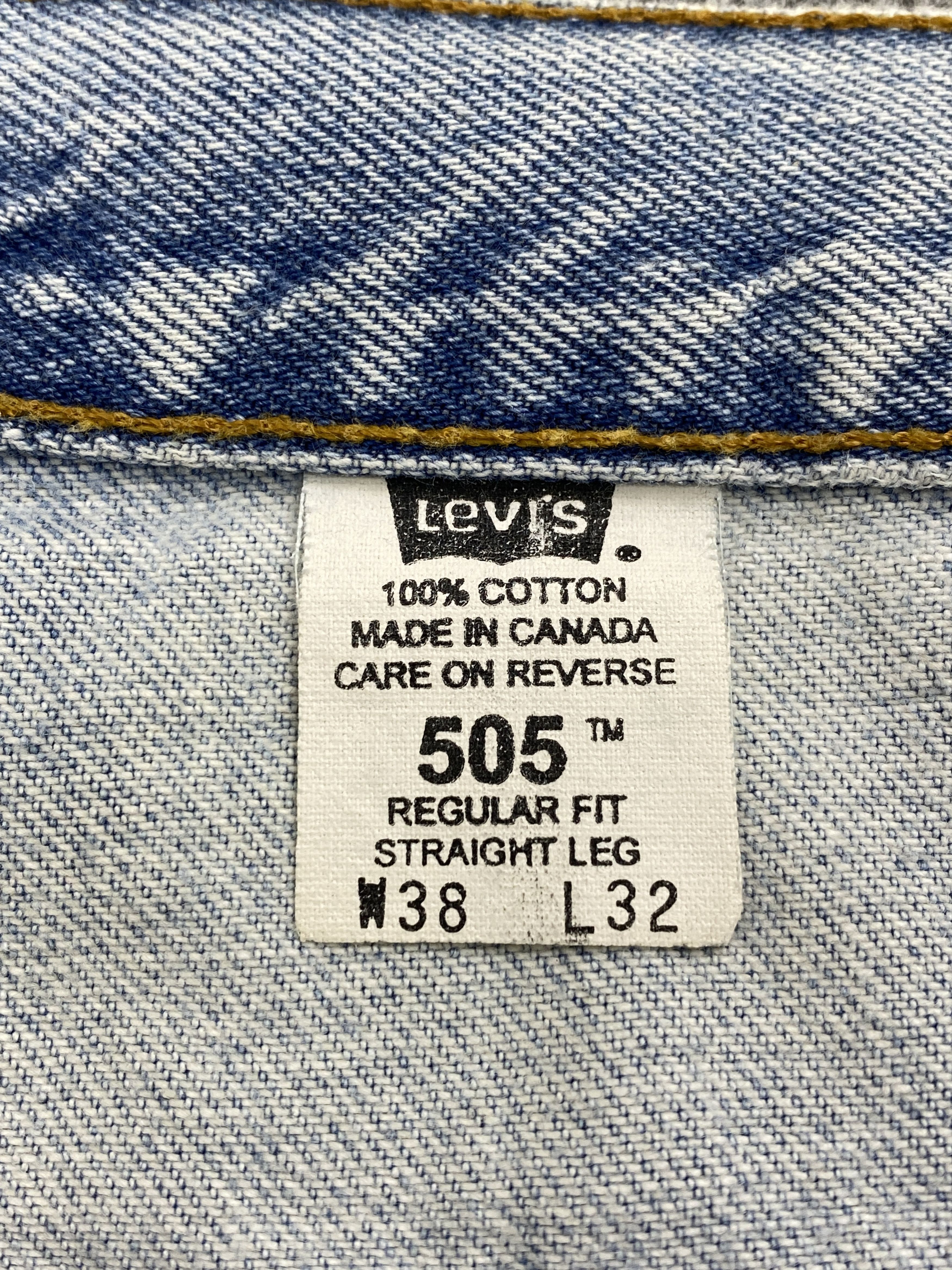 Levi's × Vintage Light Washed Vintage 90s Levi's 505 Denim Jeans Size US 37 - 7 Thumbnail
