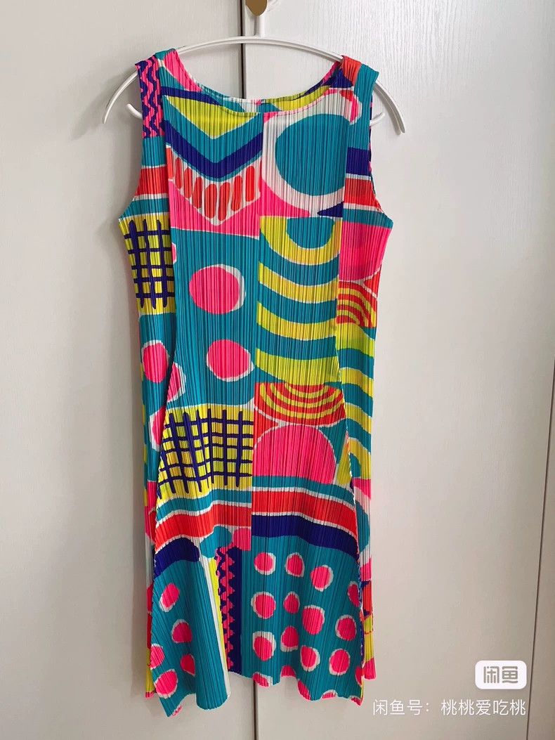 Issey Miyake Issey Miyake Two-color pleated dress Size M / US 6-8 / IT 42-44 - 1 Thumbnail