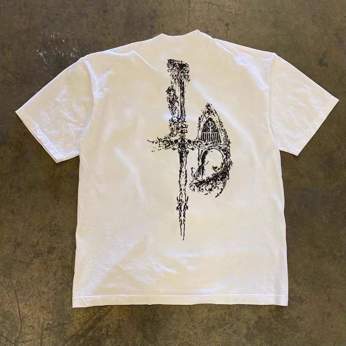 Vintage White retro dragon print cotton t-shirt Size US M / EU 48-50 / 2 - 2 Thumbnail
