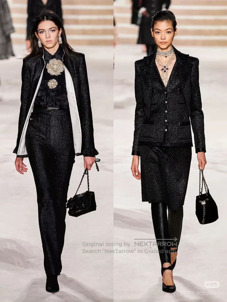 Chanel Chanel Black V-neck jacket Size S / US 4 / IT 40 - 9 Thumbnail