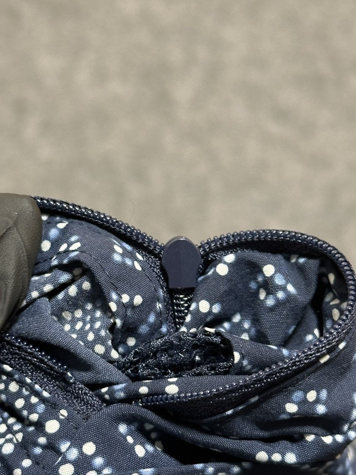 The North Face The North Face men's navy shorts a geometric bandana-style Size US 34 / EU 50 - 9 Thumbnail
