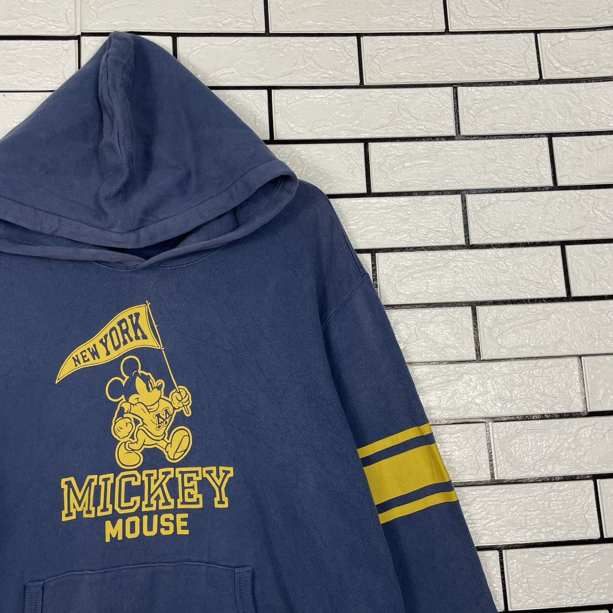Disney Uniqlo x Disney Mickey Mouse Hoodie Size US L / EU 52-54 / 3 - 5 Thumbnail