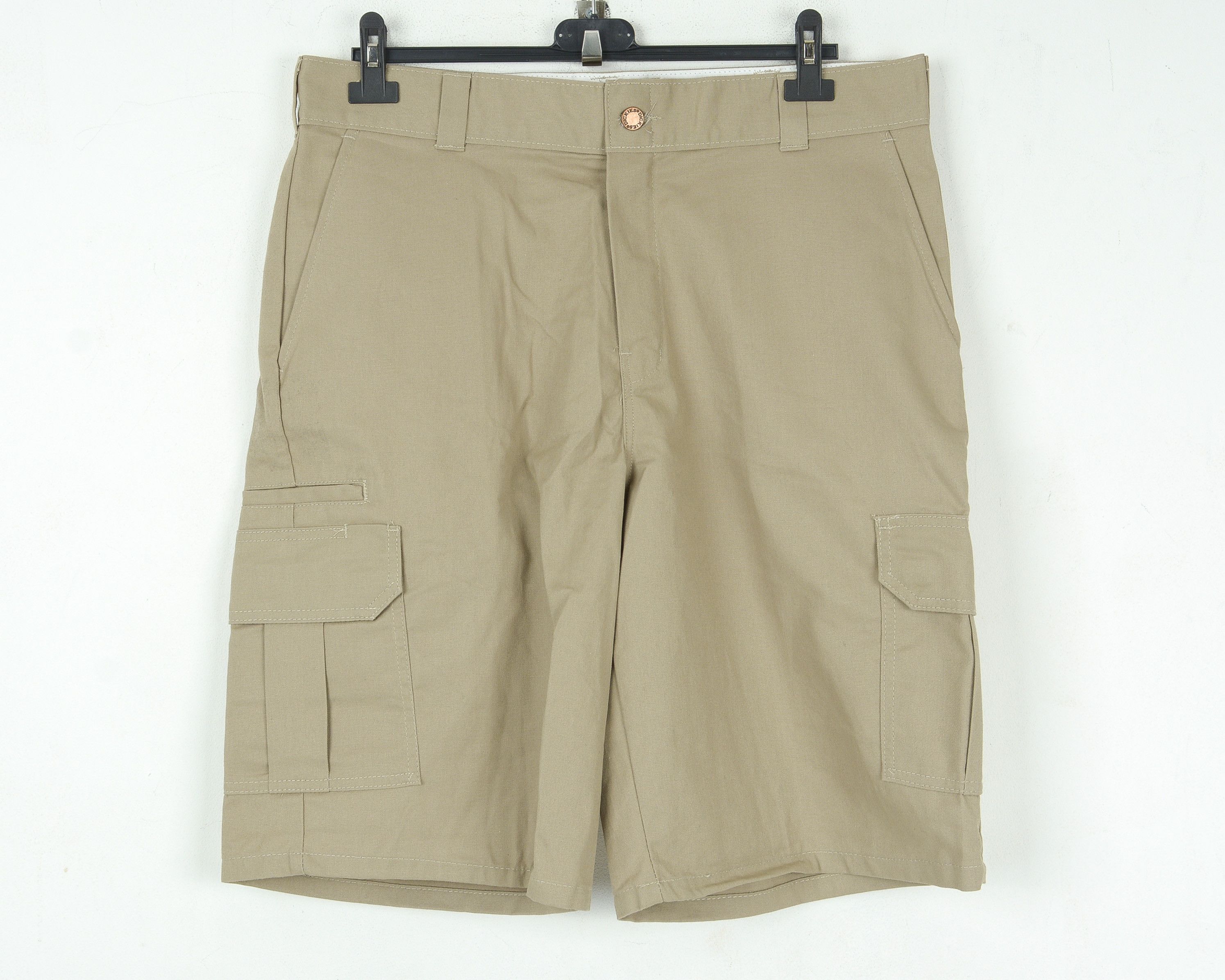Dickies Beige W36 Relaxed Fit Cargo Work Shorts Worker Combats Size US 36 / EU 52 - 2 Thumbnail