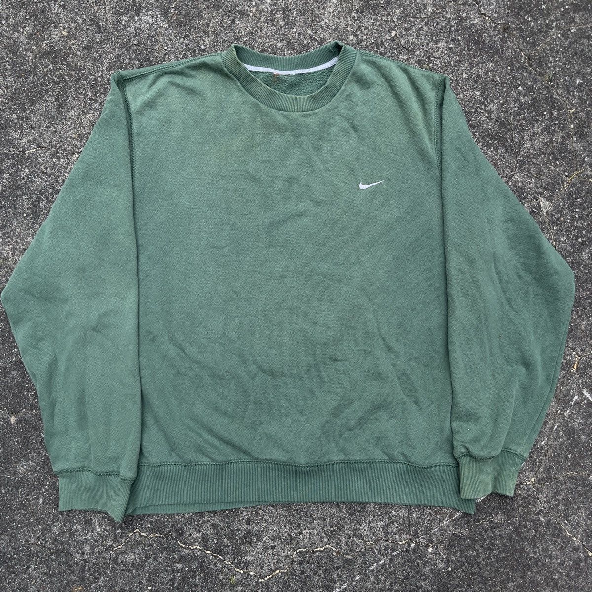 Nike × Vintage Vintage Y2K Faded NIKE MINI SWOOSH Crewneck Size US XL / EU 56 / 4 - 1 Thumbnail