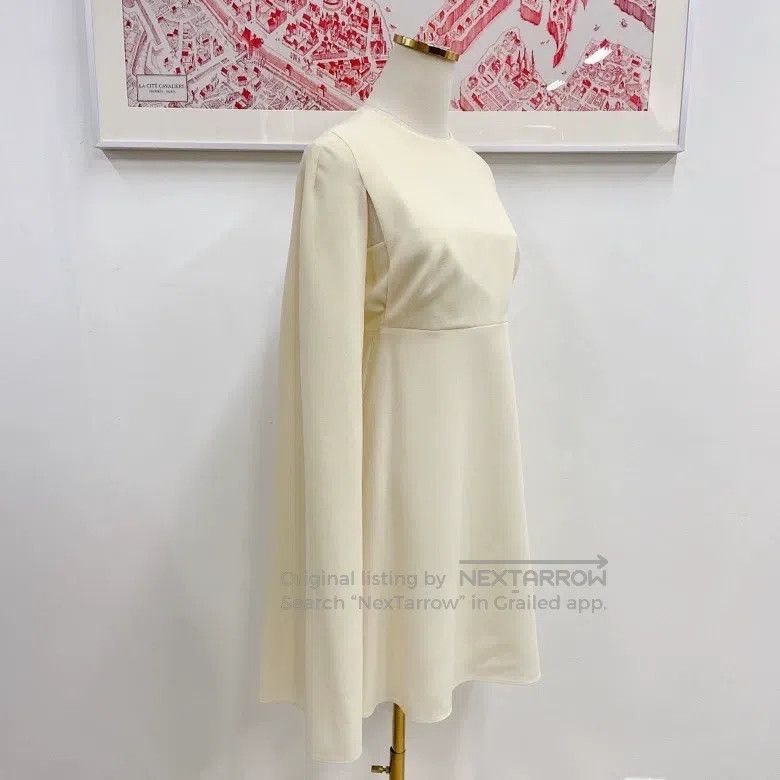 Other Valentino White cape dres Size M / US 6-8 / IT 42-44 - 3 Thumbnail