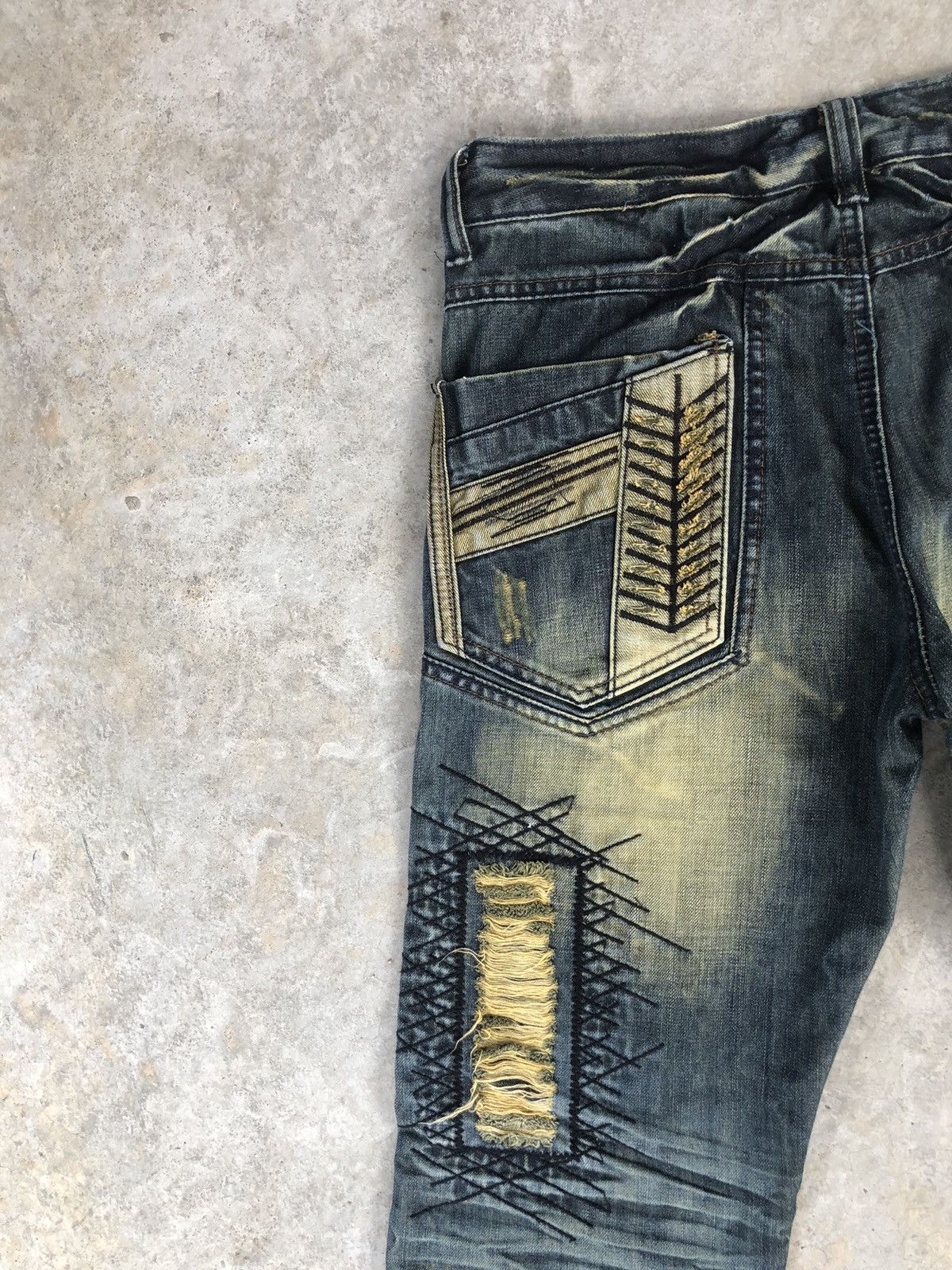 Who Decides War Japanese Kouyizu Distressed Jeans Patchwork Size US 32 / EU 48 - 9 Thumbnail