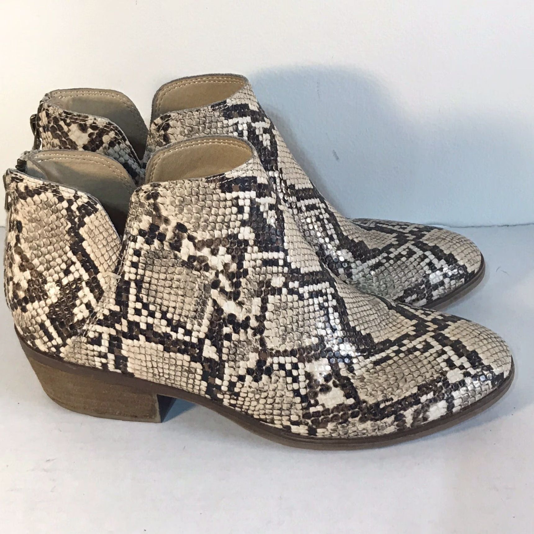 Vintage Michael Shannon Faux Snakeskin Ankle Booties Womens Size 7.5 Casual Parties Travel Block Heel Size US 7.5 / IT 37.5 - 2 Thumbnail
