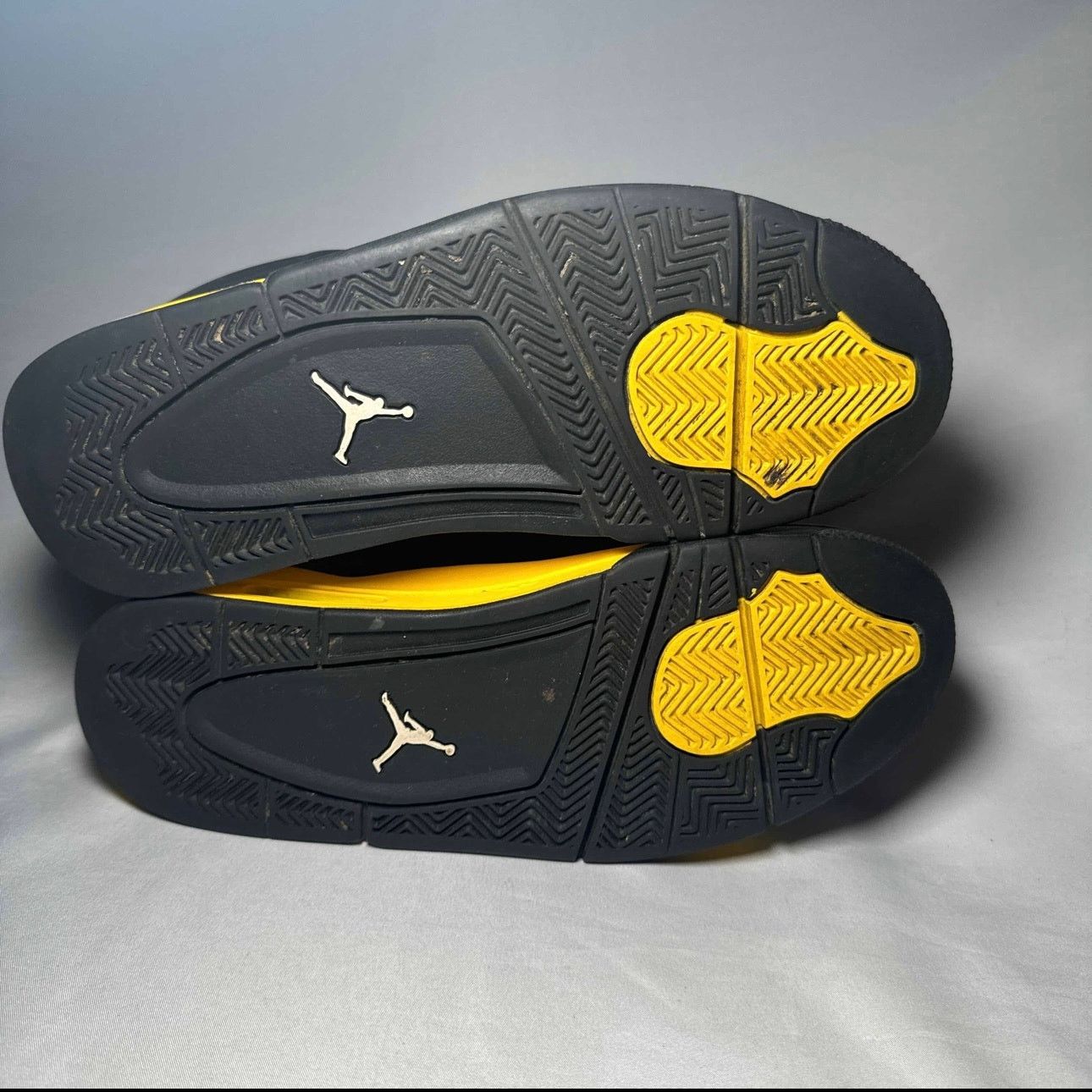 Jordan Brand × Nike Size 9 - Nike Air Jordan 4 Retro Thunder 2023 Men's Shoes Size US 9 / EU 42 - 7 Thumbnail