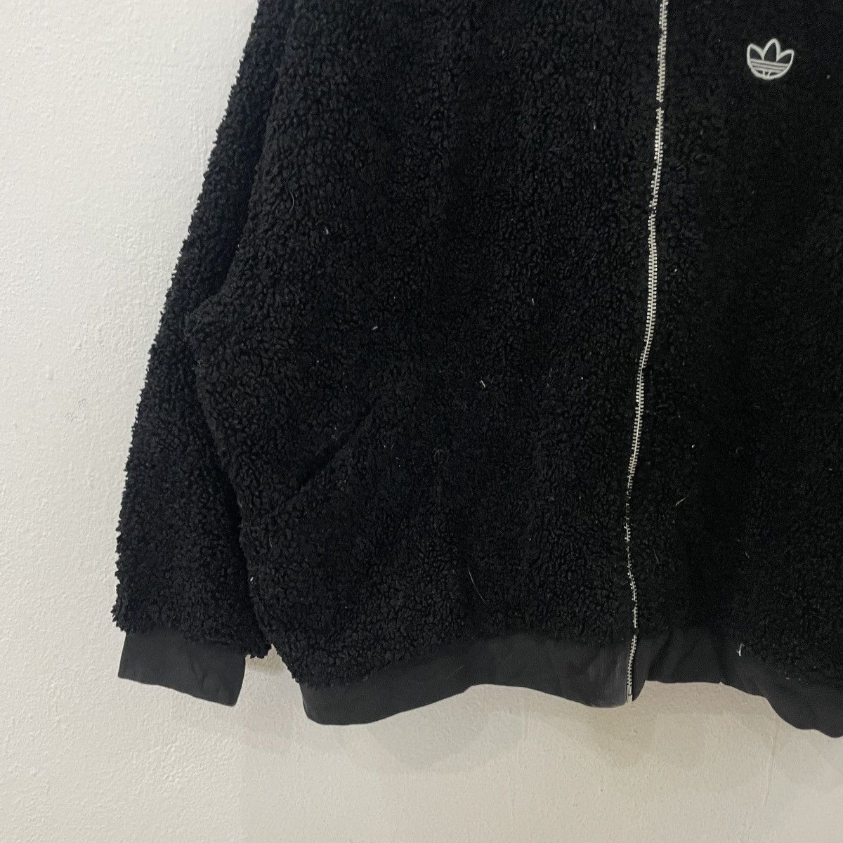 Adidas Vintage Y2k Adidas Sherpa Fleece Unisex Jacket Size US XL / EU 56 / 4 - 3 Thumbnail
