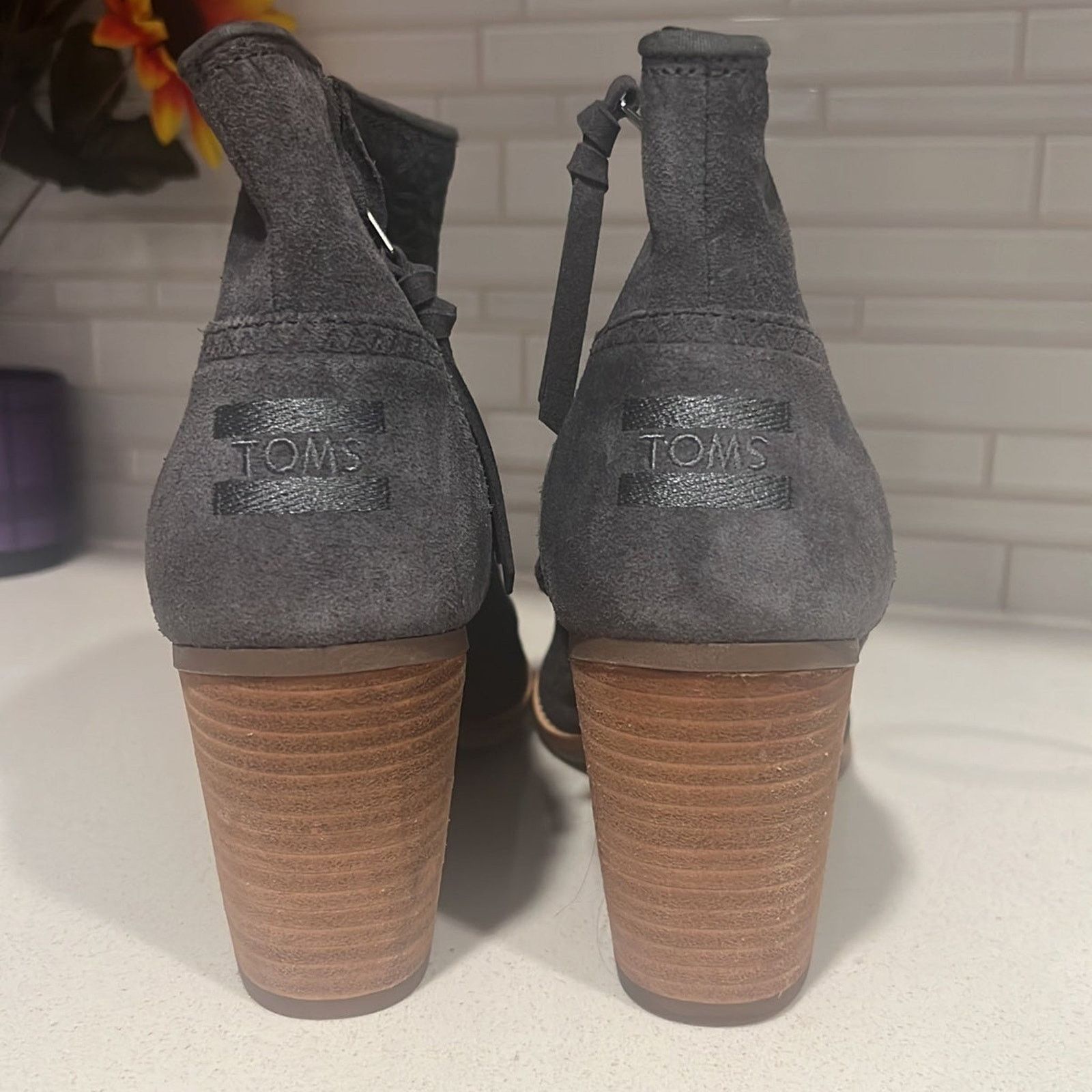 Toms TOMS majorca Laser Cut Peep Toe Sz 8.5 Size US 8.5 / IT 38.5 - 2 Thumbnail