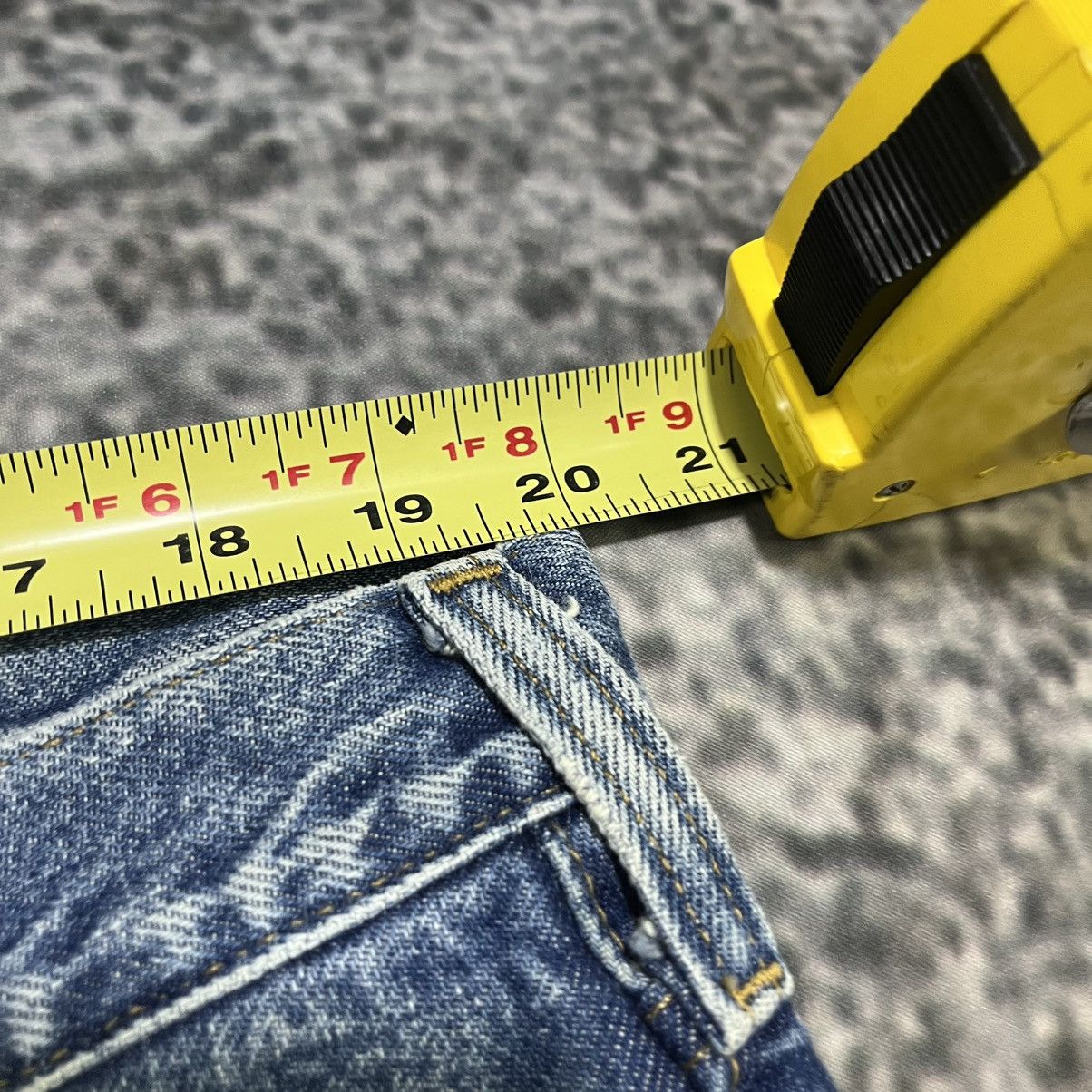 Carhartt Vintage Carhartt Blue Faded Workwear Skater 2000s Jeans Size US 40 / EU 56 - 9 Thumbnail