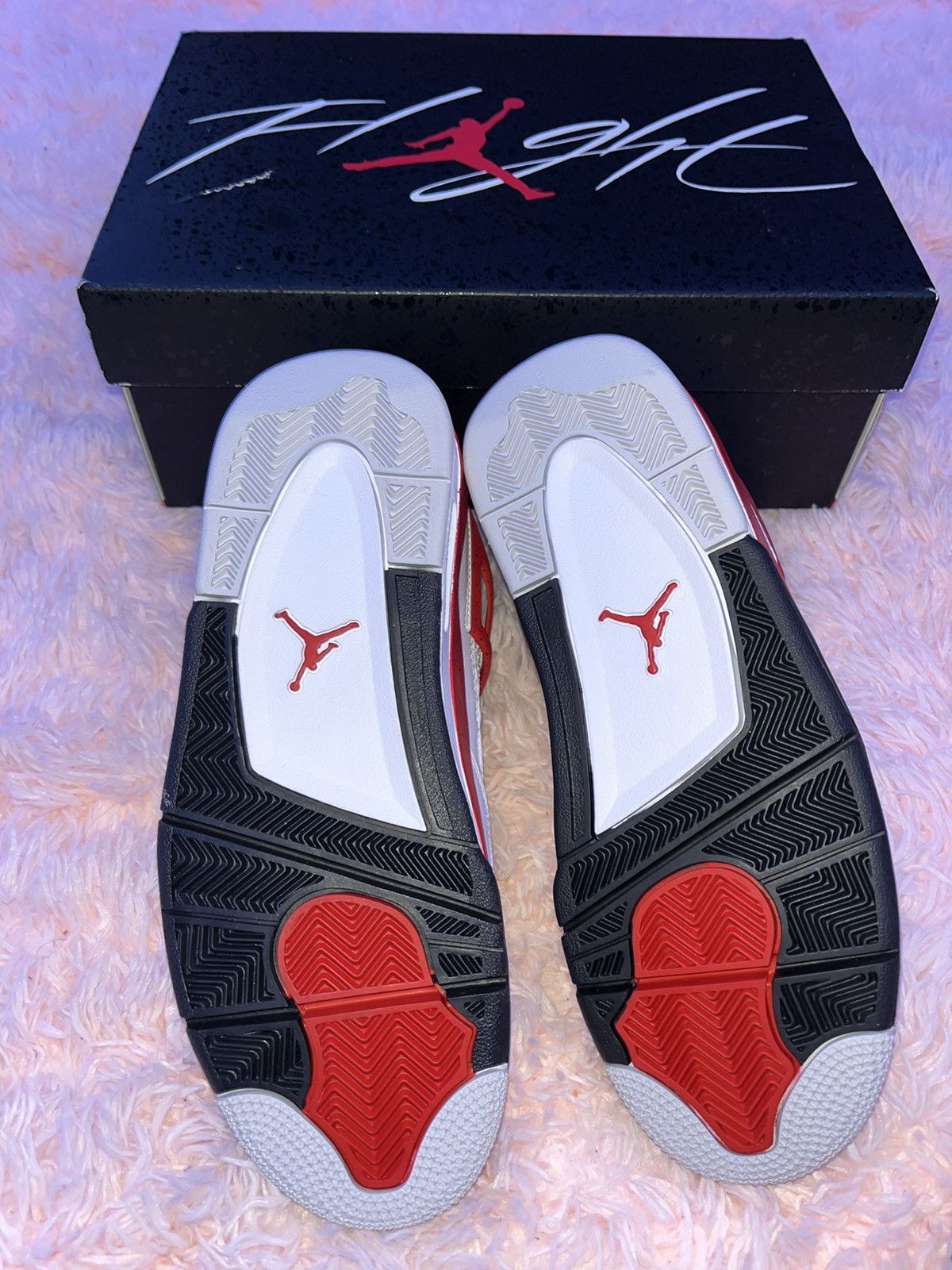 Jordan Brand Air Jordan 4 retro (gs) Red cements Size US 7 / EU 40 - 5 Thumbnail