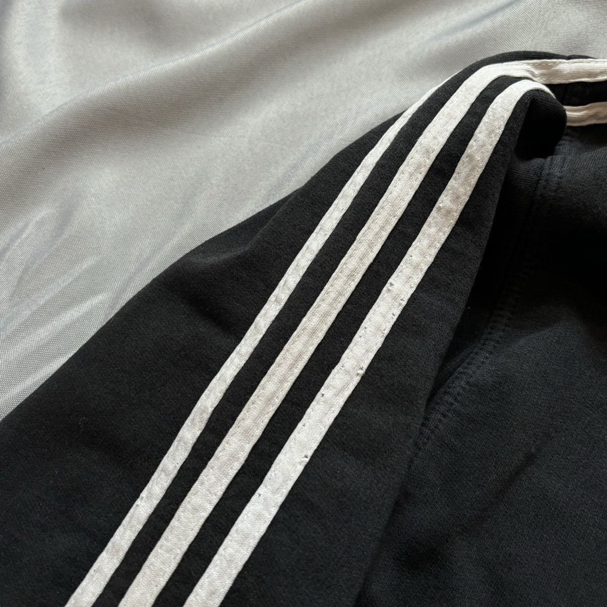 Adidas Adidas vintage sweatshirt rare black large Size US L / EU 52-54 / 3 - 6 Thumbnail