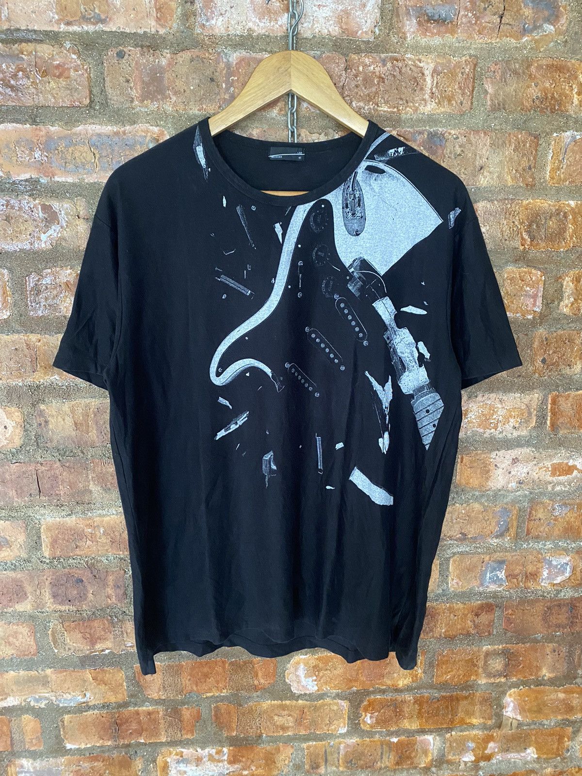 Japanese Brand × Lad Musician Lad Musician iconic Broken Guitar tee Size US L / EU 52-54 / 3 - 2 Thumbnail