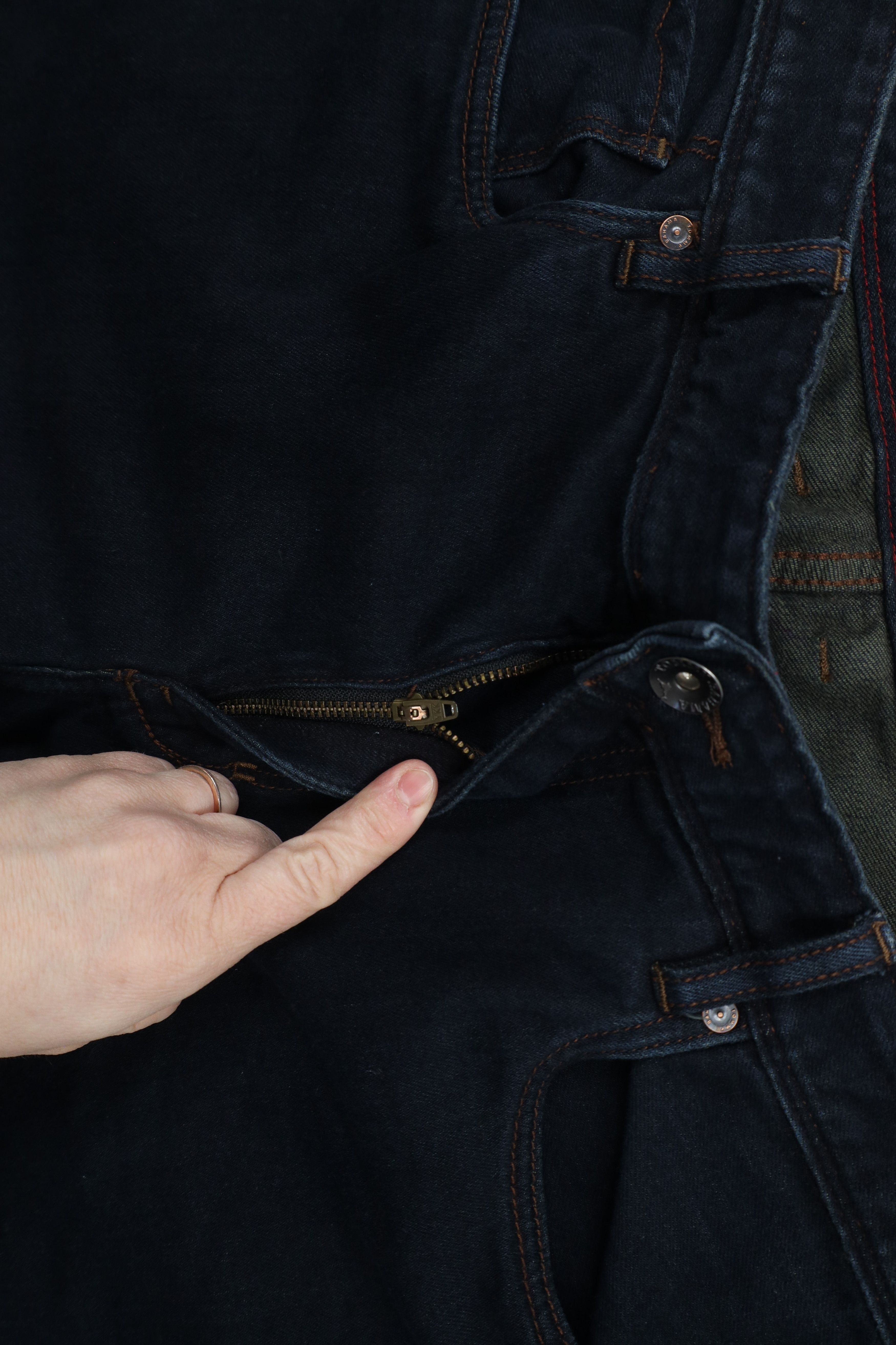 Tommy Bahama × Vintage Vintage Y2K Tommy Bahama Straight Leg Denim Jeans Indigo Size US 38 / EU 54 - 6 Thumbnail