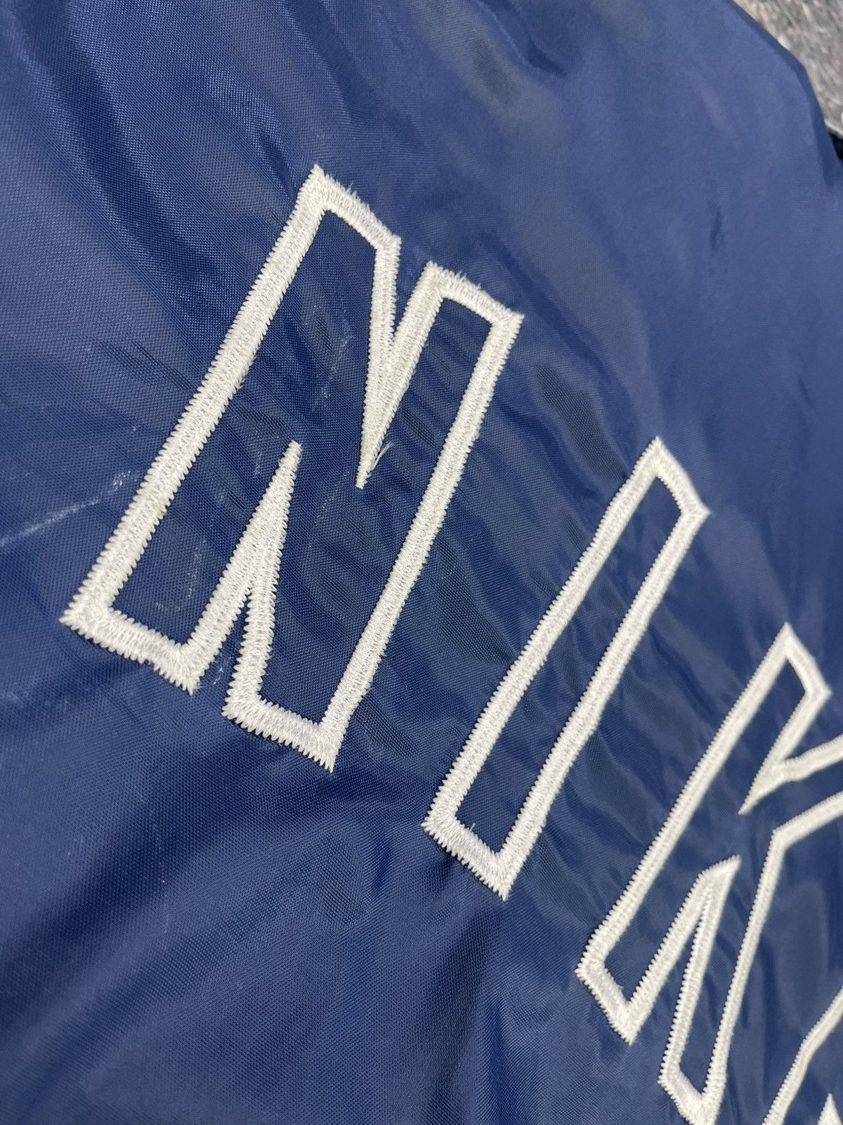 Nike Vtg 90s Nike Navy Big Logo Spell Out Parka Jacket Size US L / EU 52-54 / 3 - 5 Thumbnail