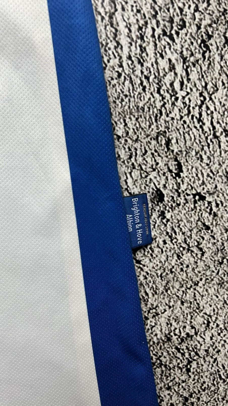 Errea Brighton & Hove Albion errea vintage y2K jersey Size US S / EU 44-46 / 1 - 7 Thumbnail
