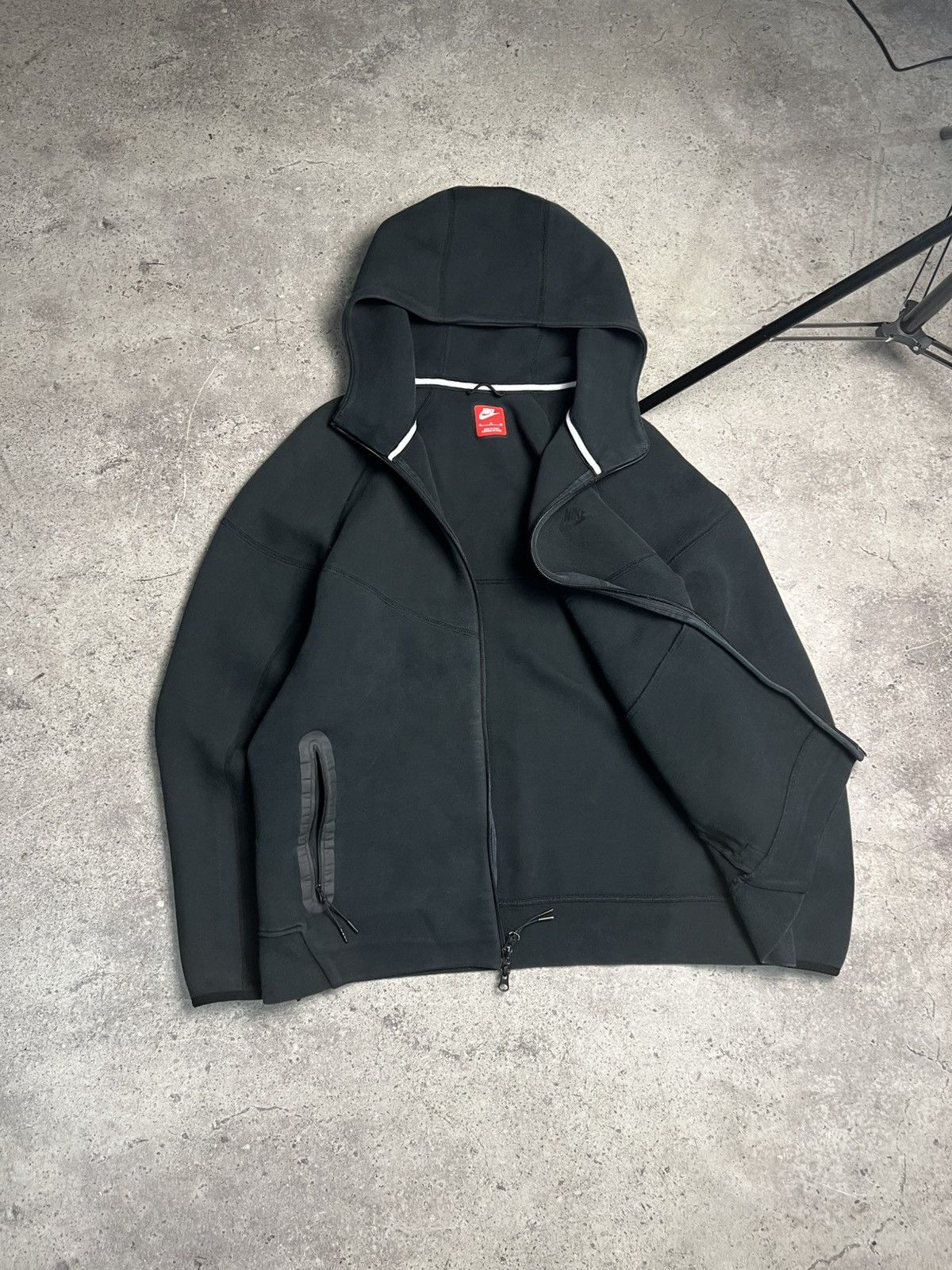 Nike Nike Tech Fleece Zip Hoodie Size US XL / EU 56 / 4 - 2 Thumbnail