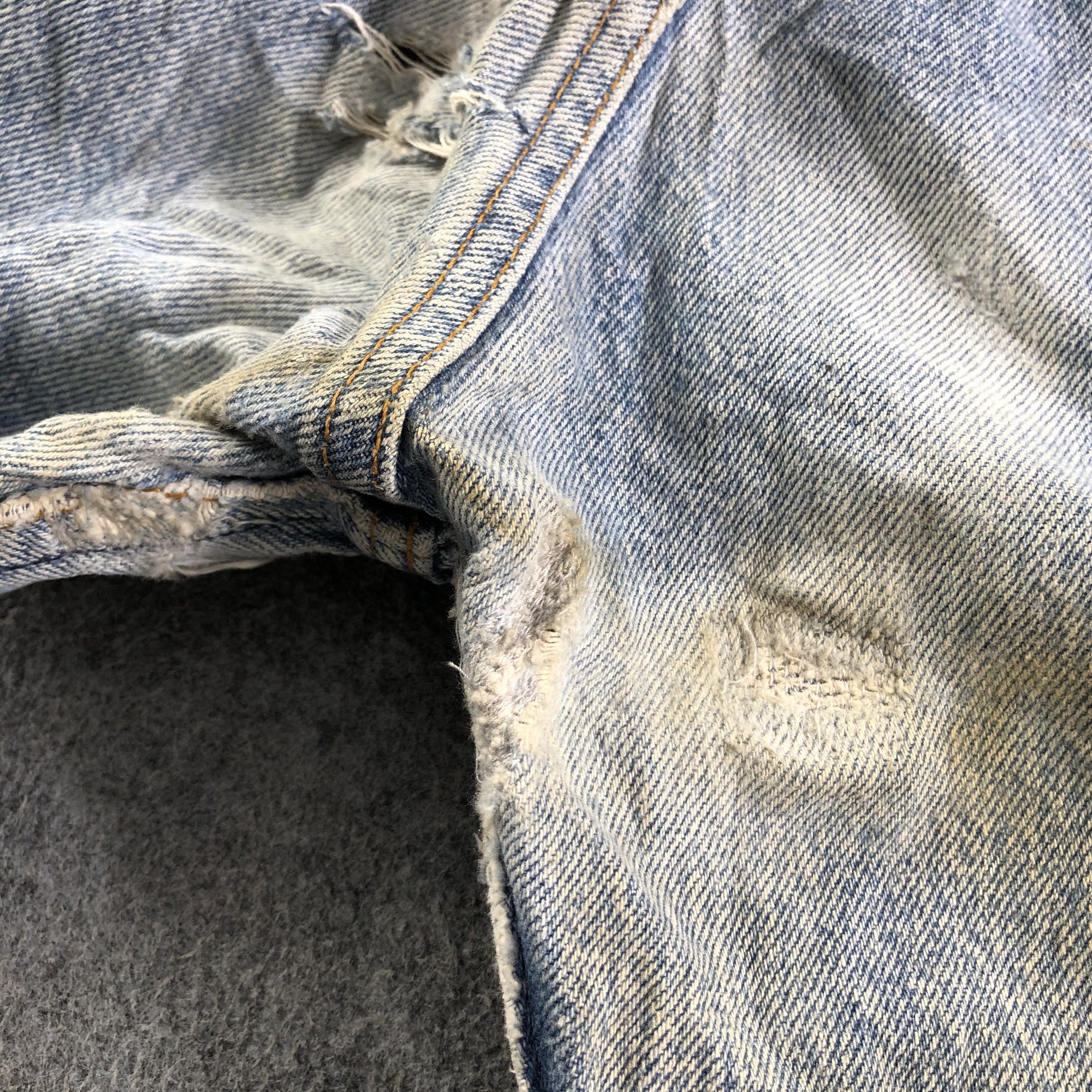 Levi's 90s Vintage Blue Wash Levis 501 Jeans-J3606 Size US 28 / EU 44 - 9 Thumbnail