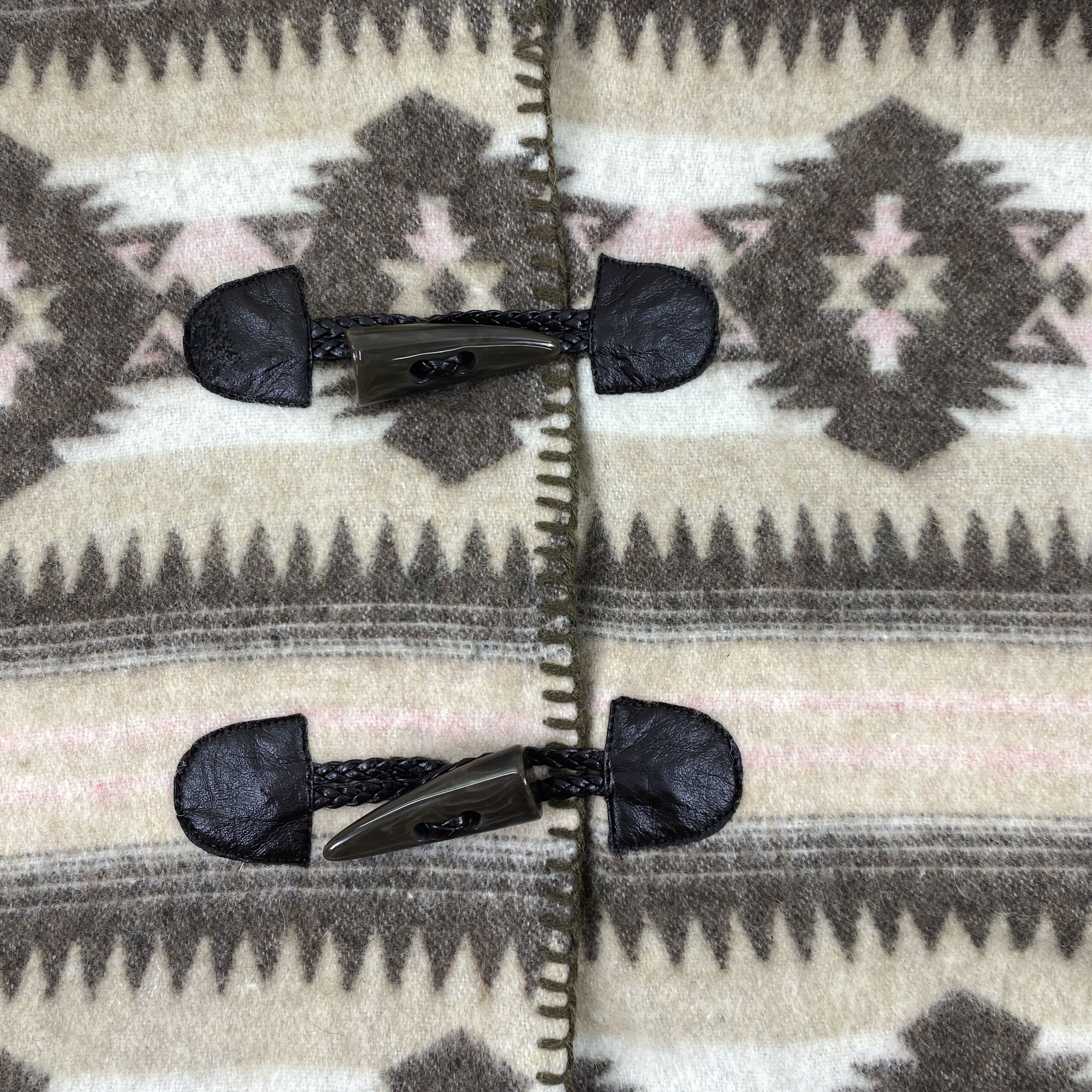 Japanese Brand Vintage Japanese Style Winter Poncho Navajo Design - J257 Size US M / EU 48-50 / 2 - 7 Thumbnail