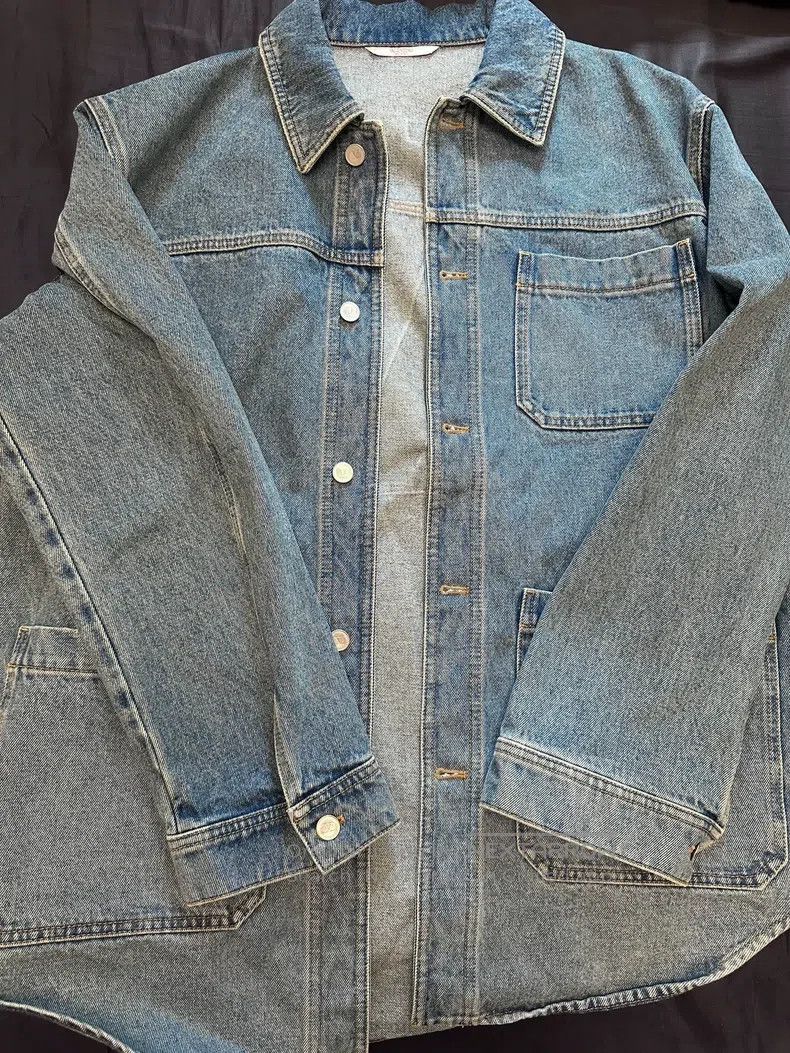 Valentino Valentino Logo-printed single-breasted long-sleeved loose- Size M / US 6-8 / IT 42-44 - 2 Thumbnail