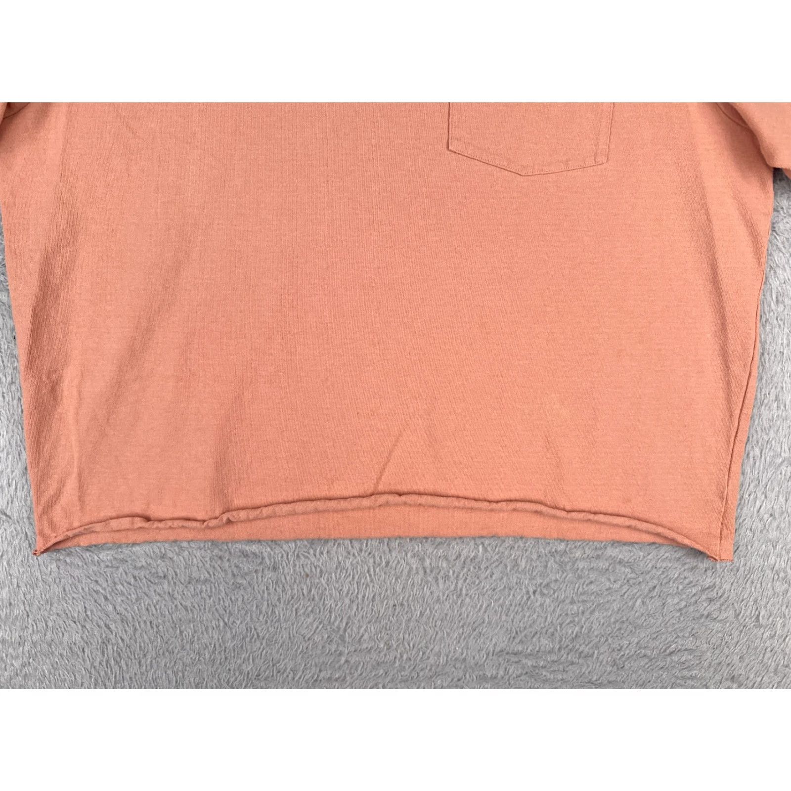 Patagonia Patagonia Shirt Adult Large Orange Short Sleeve Crew Neck Pocket Distressed Size US L / EU 52-54 / 3 - 5 Thumbnail